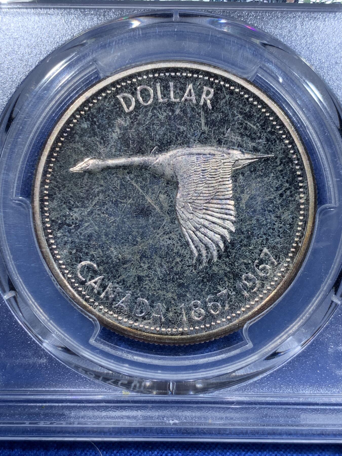 《竞宝斋》第425场 周日，周一  2场连拍 （全场包邮） PCGS PR64CAM 加拿大1967年精制大雁1元 紫红色包浆