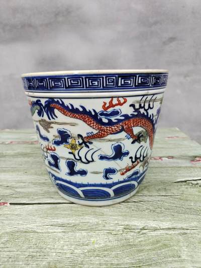 清代青花釉里红卷缸，器型好，画工好，很好的收藏标本 - 清代青花釉里红卷缸，器型好，画工好，很好的收藏标本