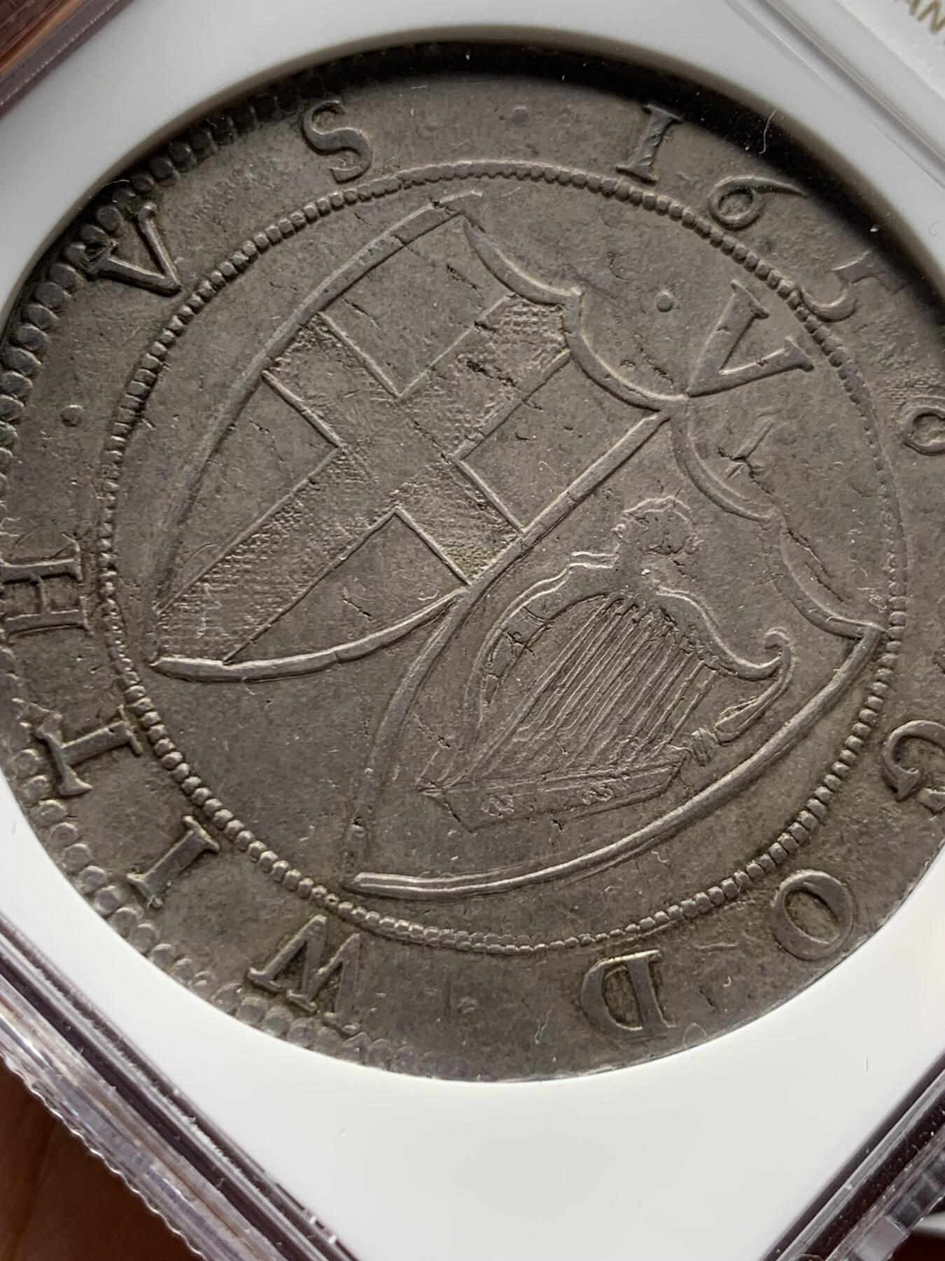 《竞宝斋》第425场 周日，周一  2场连拍 （全场包邮） NGC MS61 英国1656/4骑字commonwealth克朗，英国共和时期发行，少有的几种没有君主头像的英国钱币，大名誉品