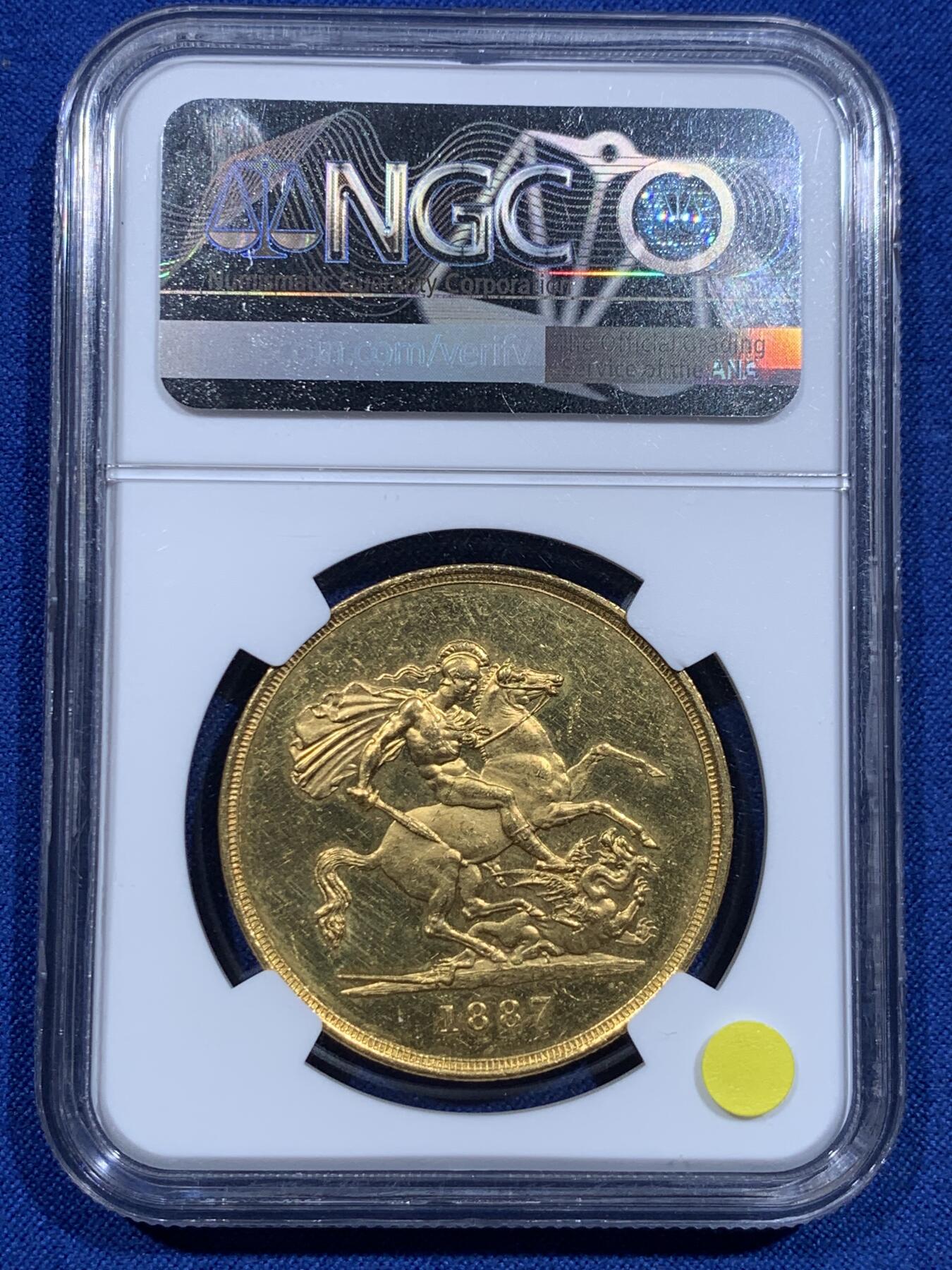 《竞宝斋》第425场 周日，周一  2场连拍 （全场包邮） NGC MS63 英国1887年维多利亚马剑5磅金币 9167金 39.94克 光度观感都非常好 细节见图 压手感十足