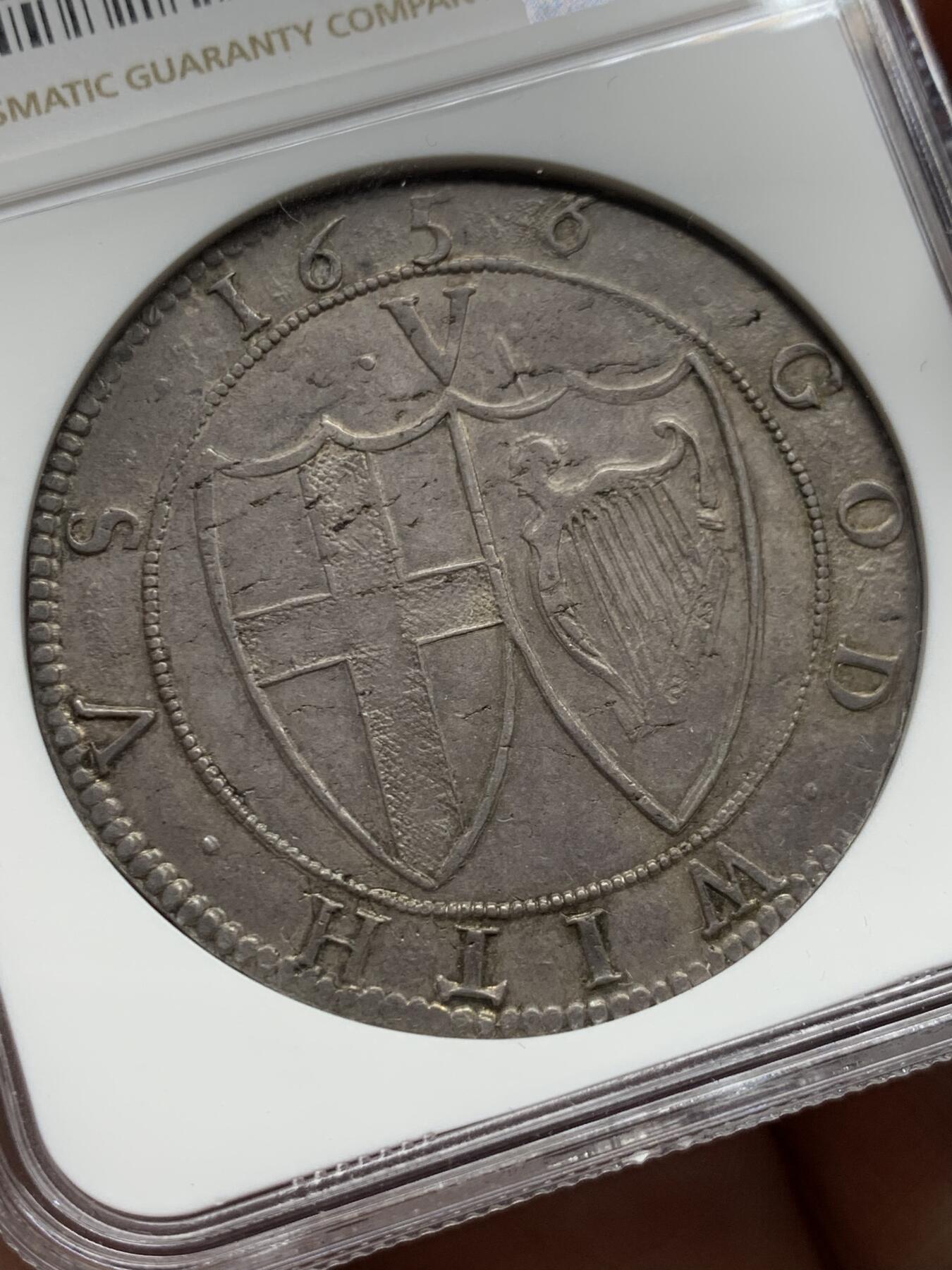 《竞宝斋》第425场 周日，周一  2场连拍 （全场包邮） NGC MS61 英国1656/4骑字commonwealth克朗，英国共和时期发行，少有的几种没有君主头像的英国钱币，大名誉品