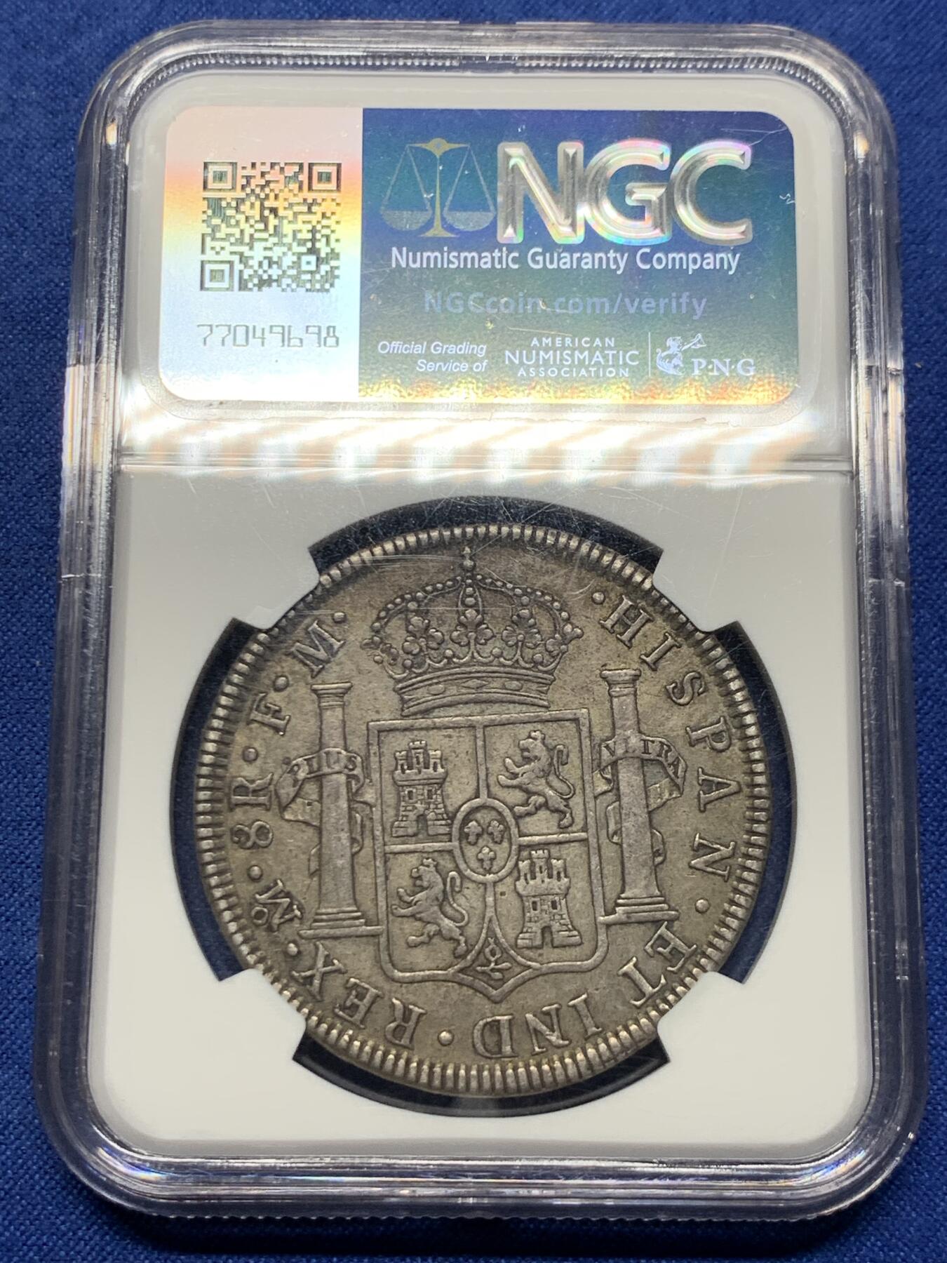 《竞宝斋》第425场 周日，周一  2场连拍 （全场包邮） NGC XF45 西属墨西哥1775年卡洛斯三世早期双柱8R银币，难得全内齿，深打黑包浆