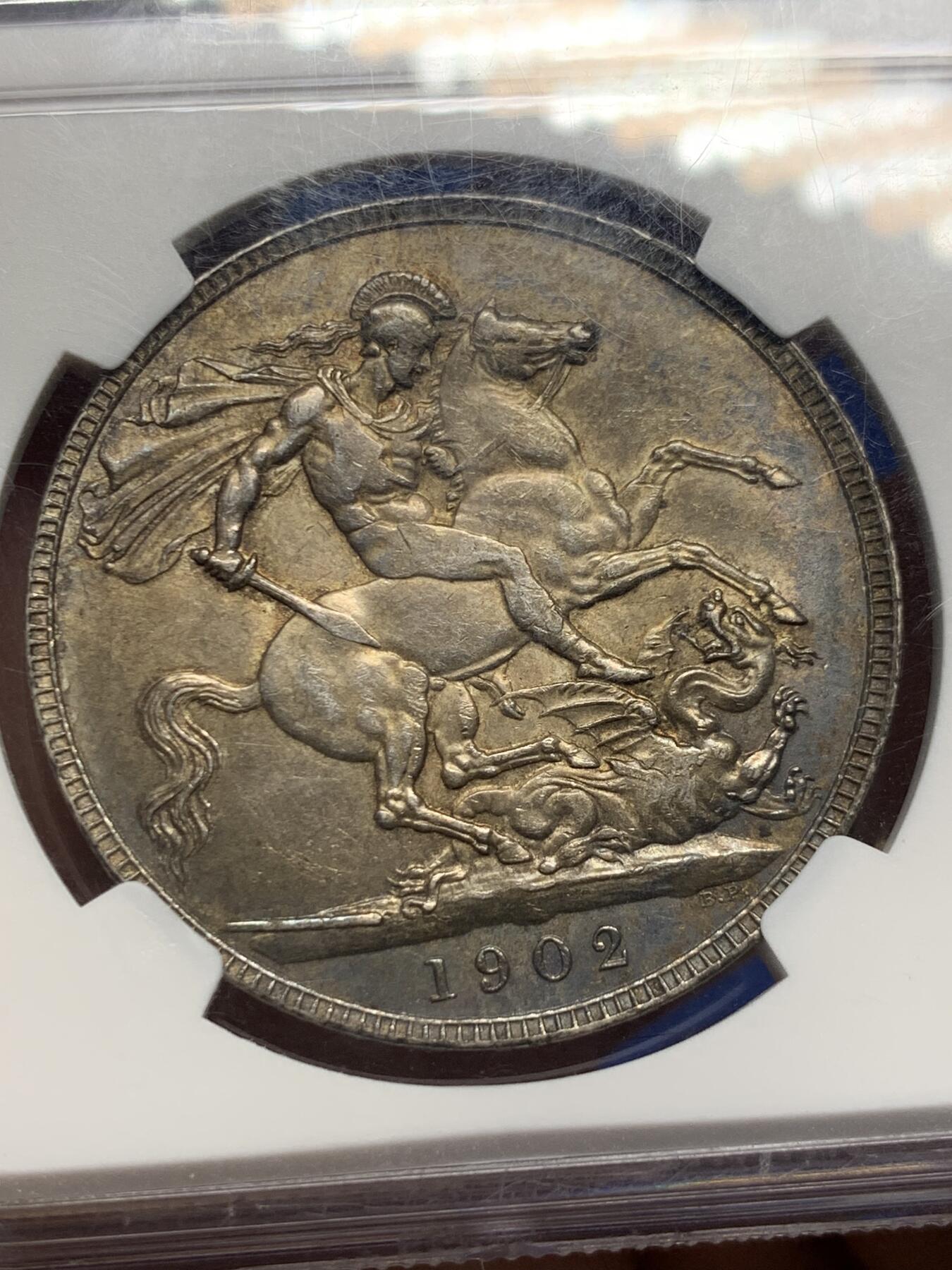 《竞宝斋》第425场 周日，周一  2场连拍 （全场包邮） NGC AU58 英国1902年爱德华七世马剑大银币