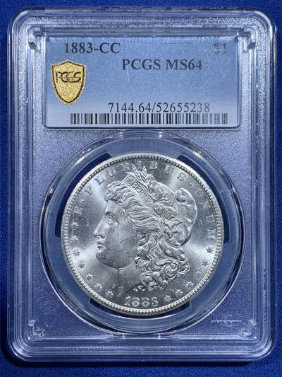 《竞宝斋》第425场 周日，周一  2场连拍 （全场包邮） - PCGS MS64 美国1883-CC 摩根1美元银币 稀有卡森厂 高分十字转光