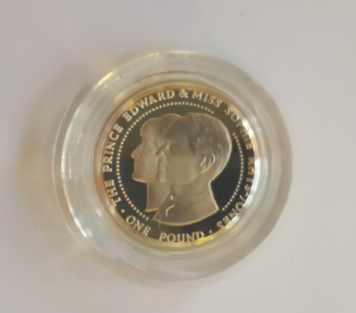 巨藏钱币第三期10月7日8点古今中外硬币套装银币 英国1999年1镑精制银币9.5克带证书
