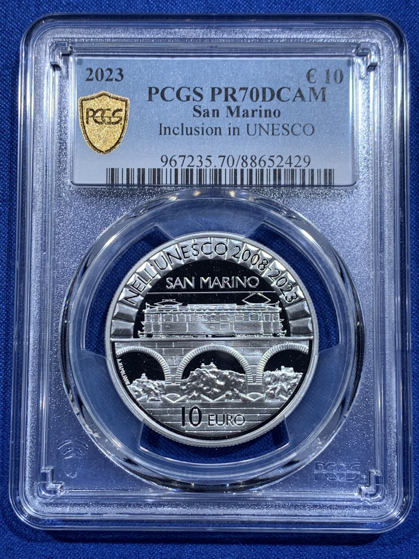 《竞宝斋》第425场 周日，周一  2场连拍 （全场包邮） PCGS PR70DCAM 圣马力诺2023年加入世界遗产名录15周年10欧精制银币（精稀品类！22.4克重，925银，币径34MM，限量发行2500枚，盒证齐全）
