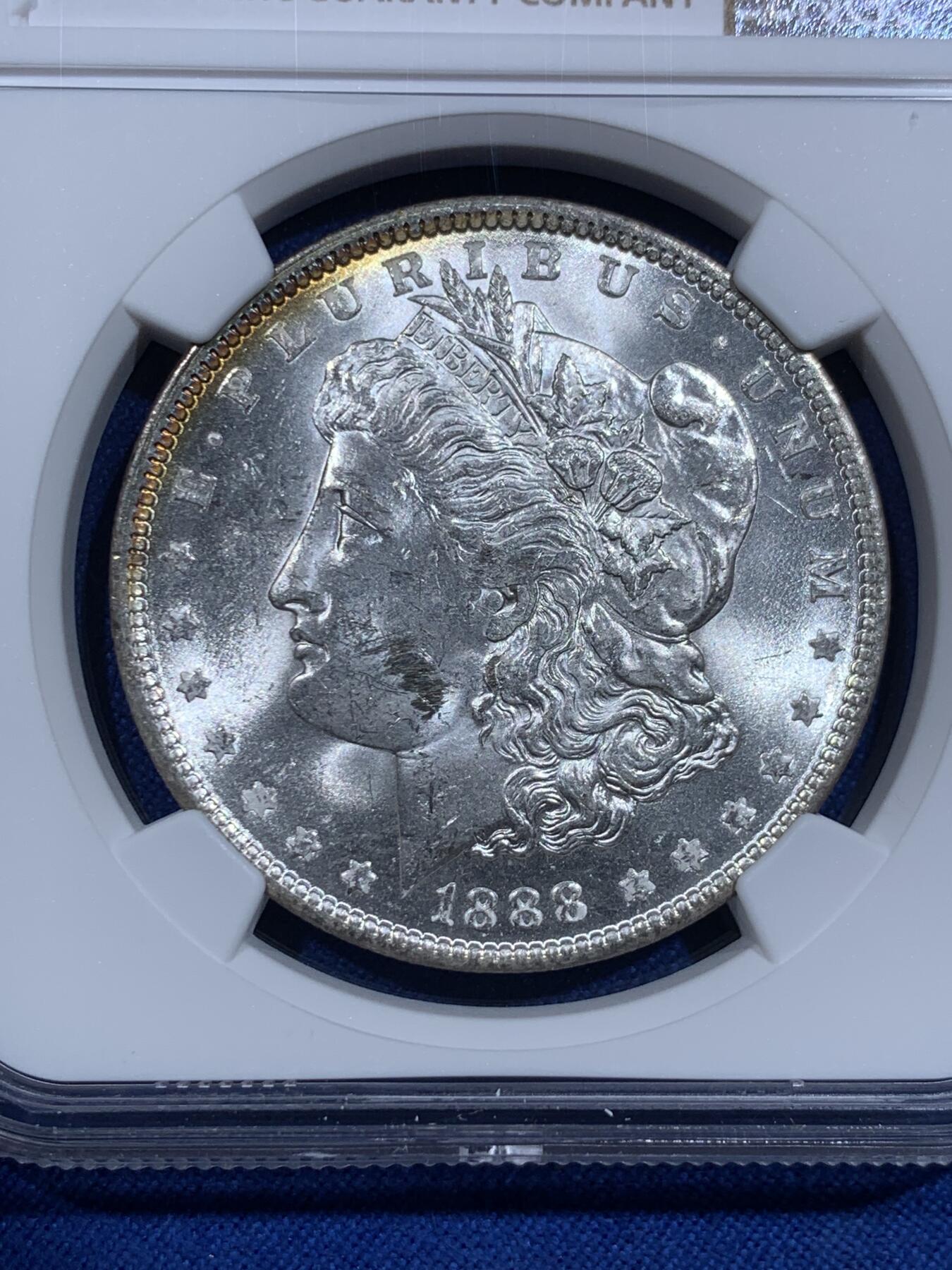 《竞宝斋》第425场 周日，周一  2场连拍 （全场包邮） NGC MS62 美国1888年摩根1美元银币