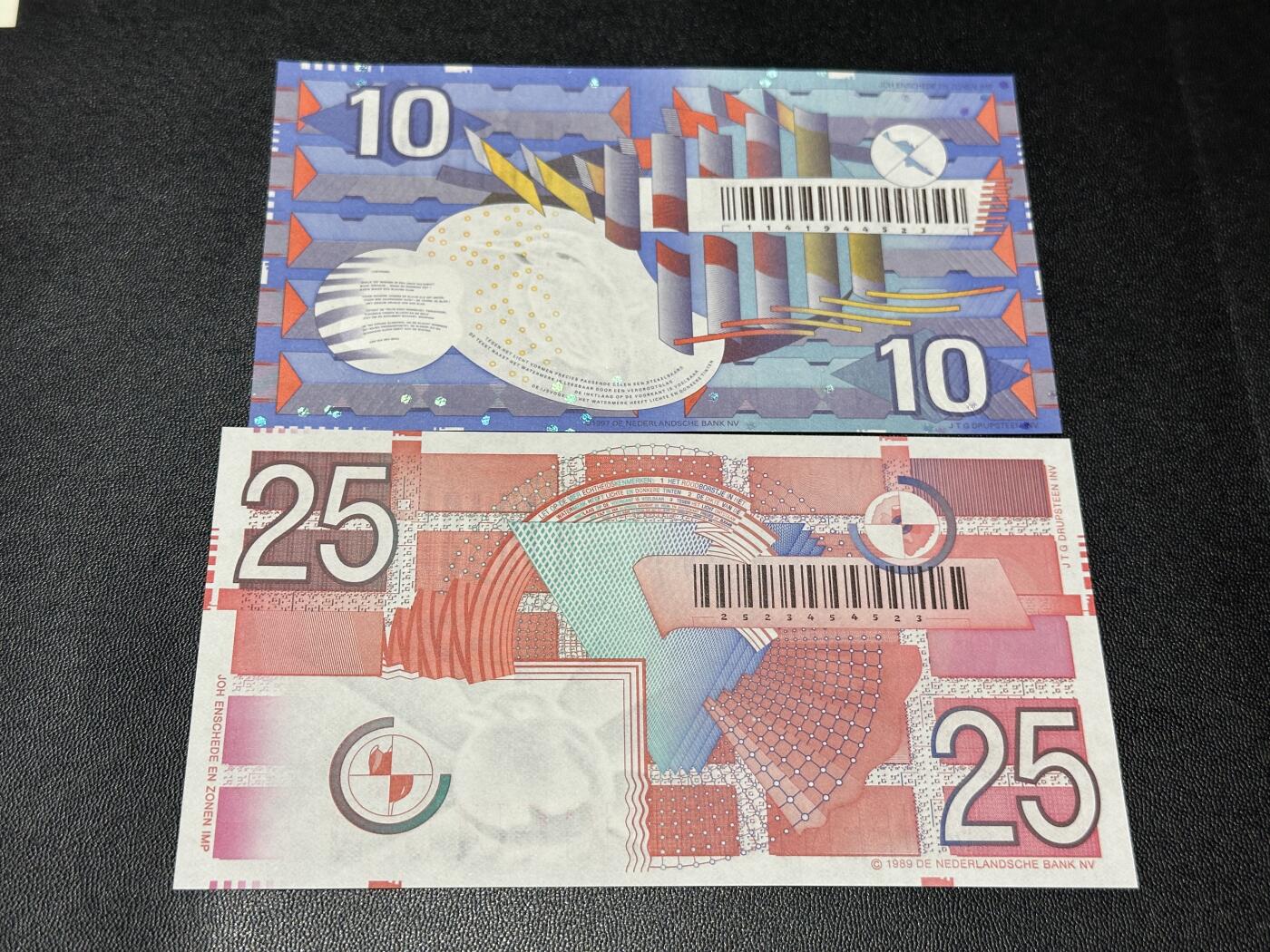 《外钞收藏家》第五百七十三期（精品场）（本平台长期征集拍品、欢迎藏友们联系合作） 荷兰末版齿轮系列10/25盾（绝品，适合评级赌高分）	绝品