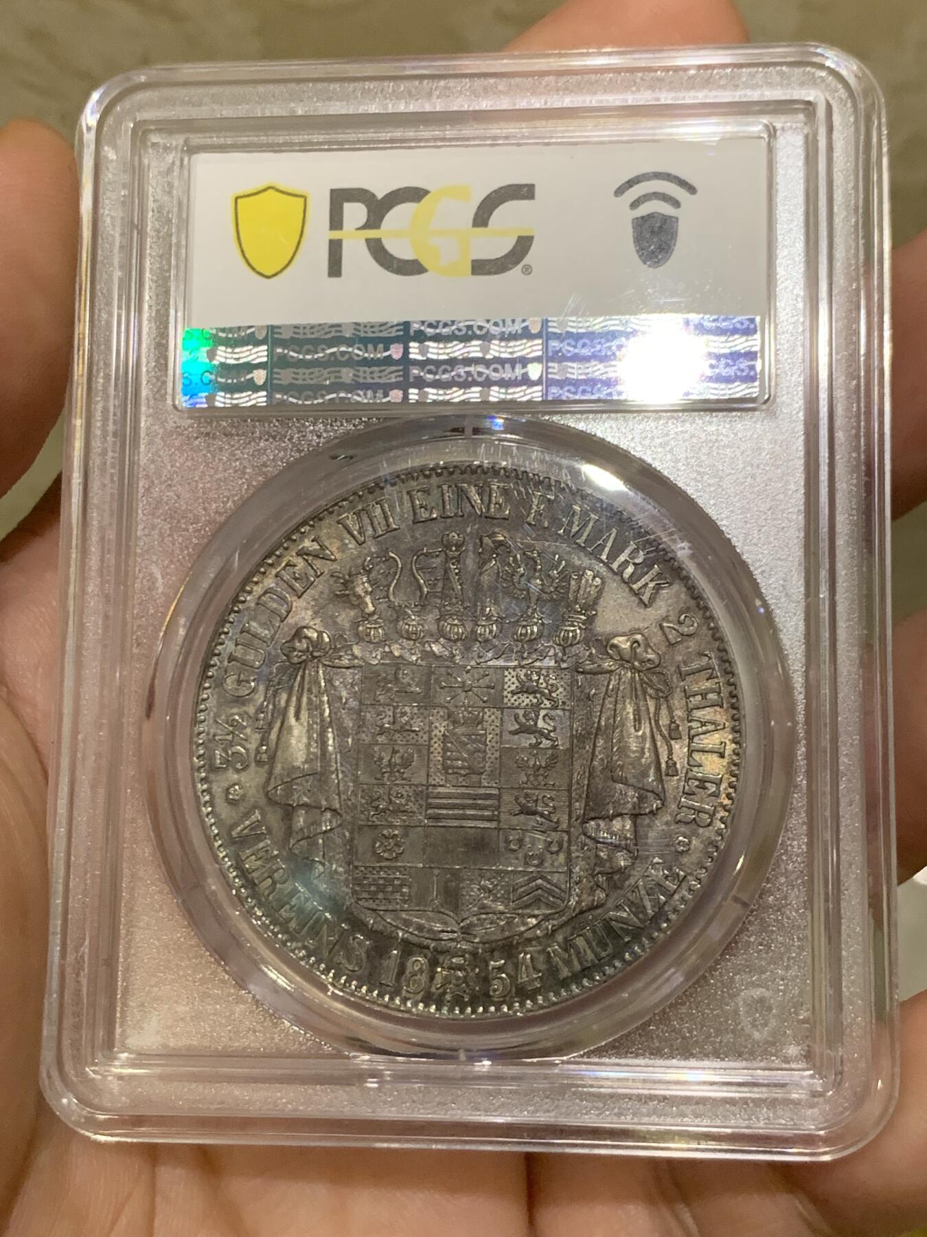 《竞宝斋》第425场 周日，周一  2场连拍 （全场包邮） PCGS MS62 德国 1854 萨克森-梅宁根1854年伯恩哈德二世 2泰勒37克多的大银币 稀少品种 细节包浆都不错 62分中的战斗机