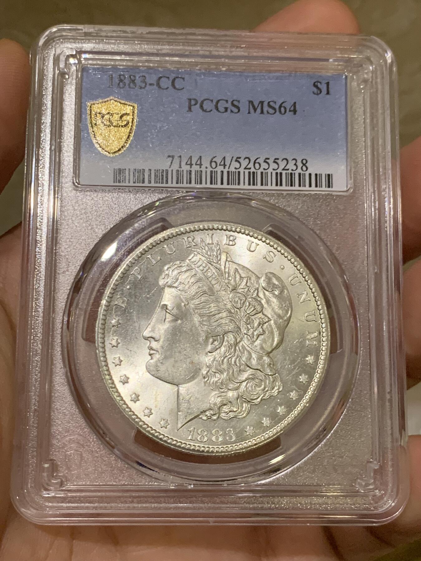 《竞宝斋》第425场 周日，周一  2场连拍 （全场包邮） PCGS MS64 美国1883-CC 摩根1美元银币 稀有卡森厂 高分十字转光