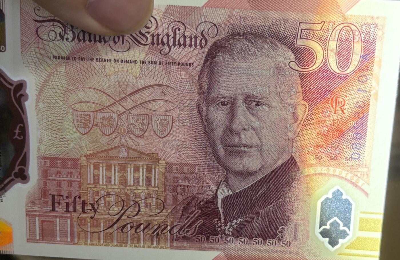 【丑猫1012】周日晚6点半 英国查50unc(首发AJ01352680)