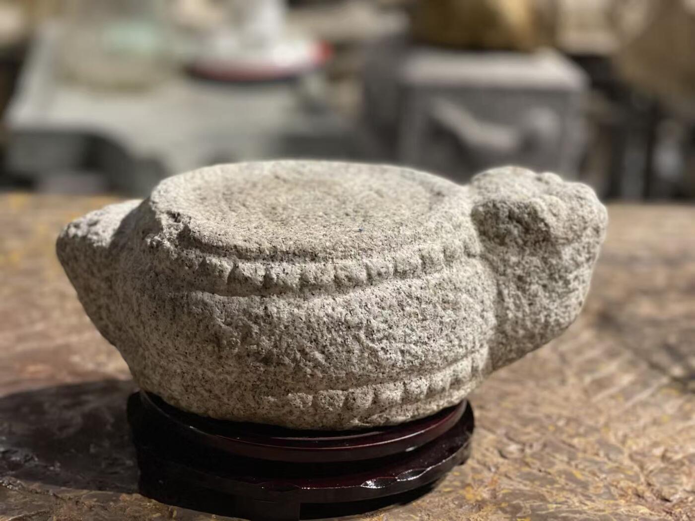 镇宅之器——明代黄锈石石龟，包老全品，造型美观独特长30宽18高10厘米