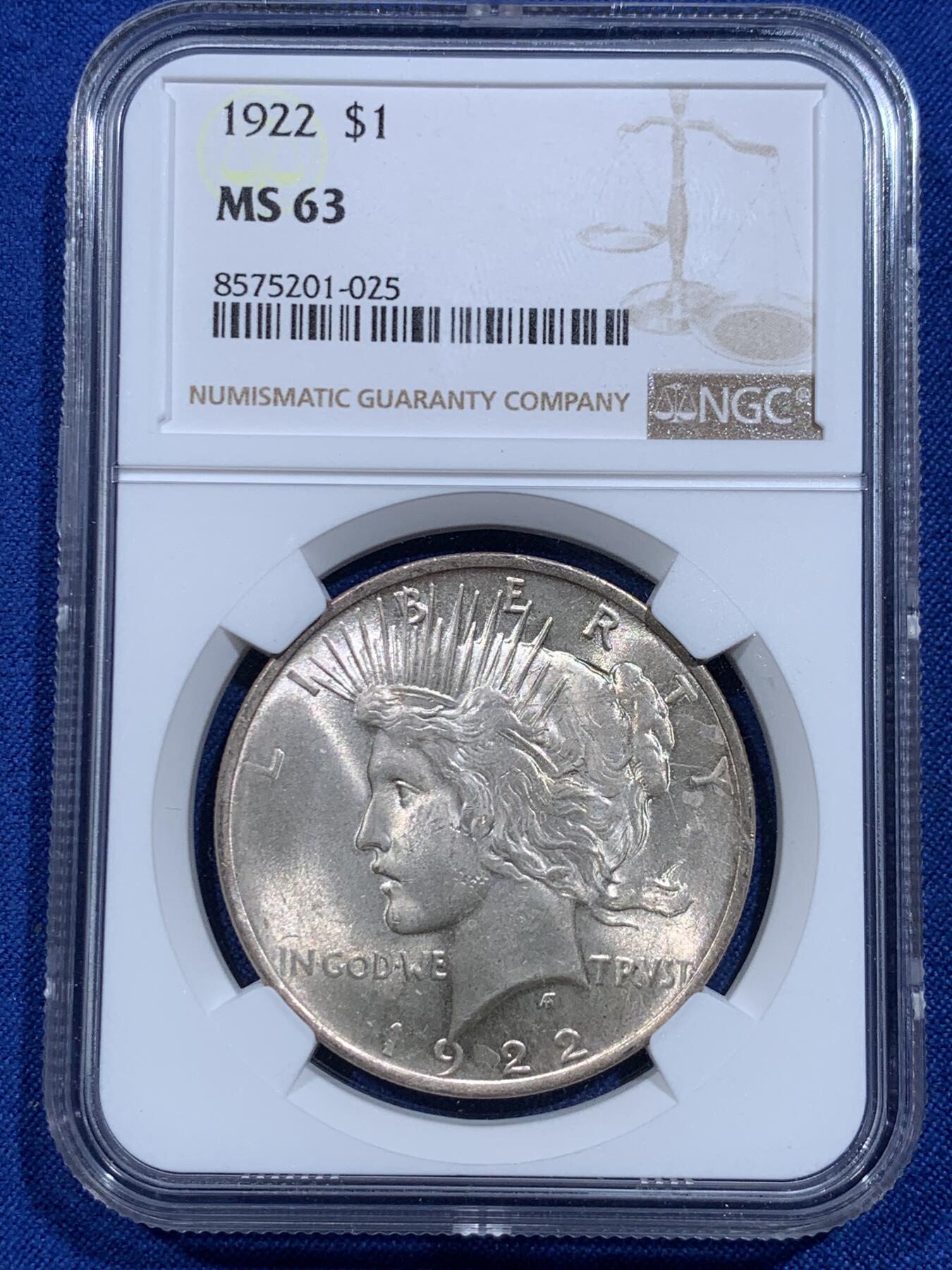 《竞宝斋》第425场 周日，周一  2场连拍 （全场包邮） NGC MS63 美国1922年和平银币，光感强烈，非常漂亮