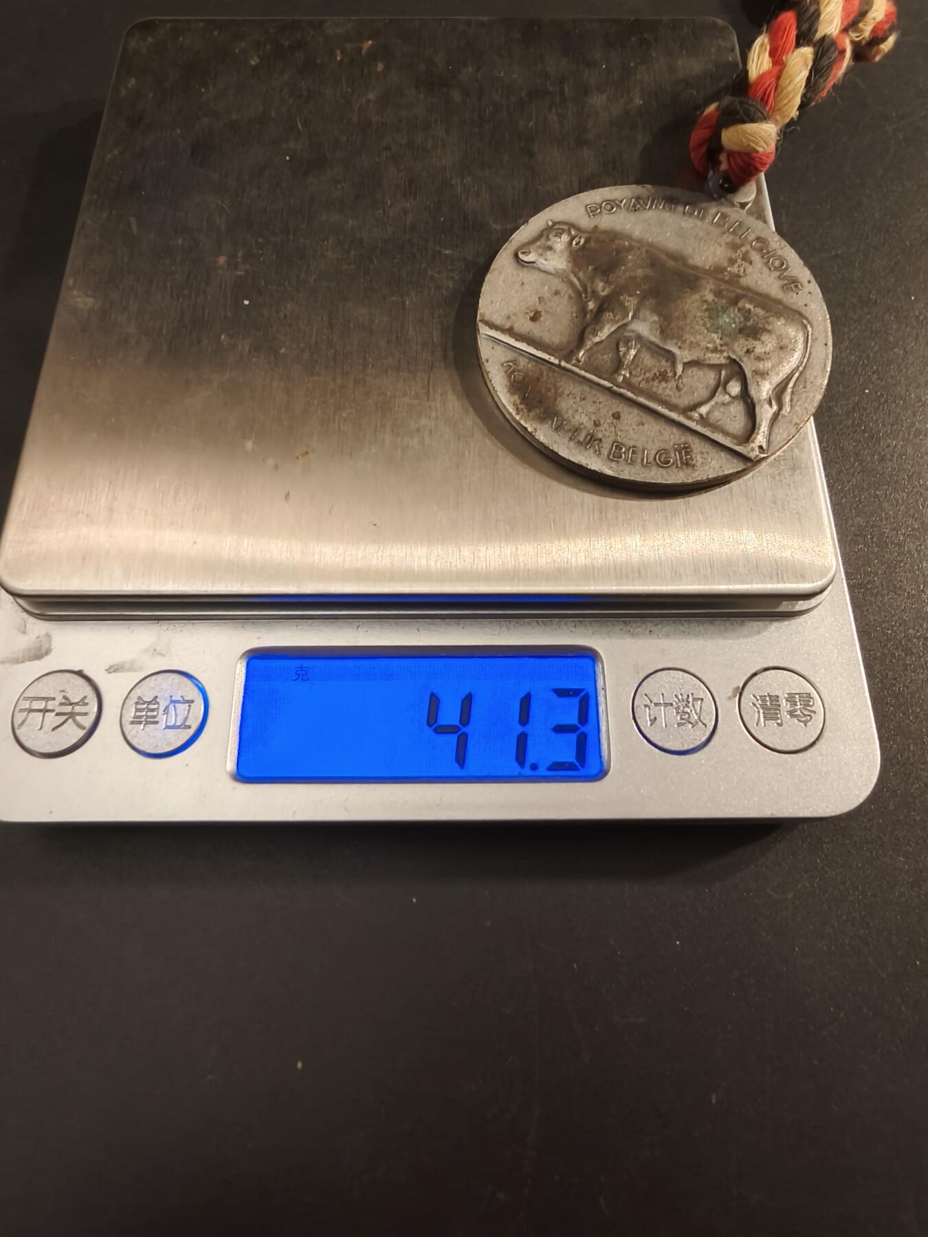 老王徽章第154期 比利时农业部1982年大奖章     直径46mm.   重量41.3g
