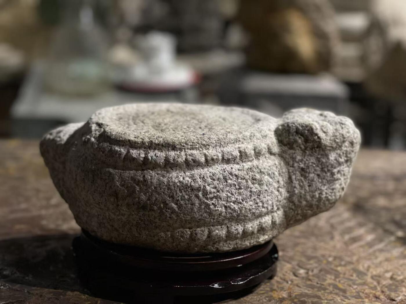 镇宅之器——明代黄锈石石龟，包老全品，造型美观独特长30宽18高10厘米