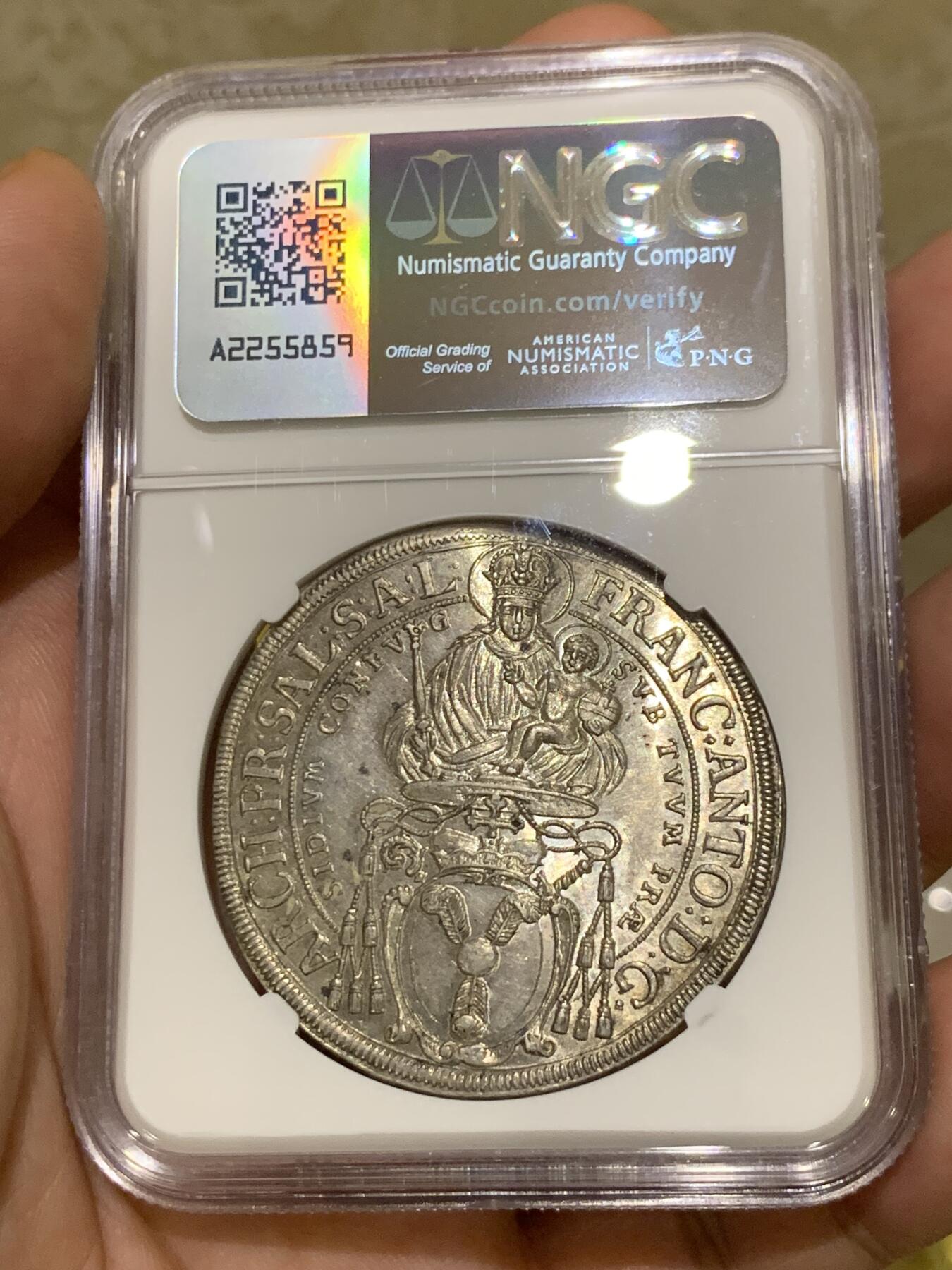 《竞宝斋》第425场 周日，周一  2场连拍 （全场包邮） 冠军分 NGC MS62 神圣罗马帝国 萨尔茨堡 1709年 抱婴泰勒大银币 打制底板极好 目测低评了 高分高价品种