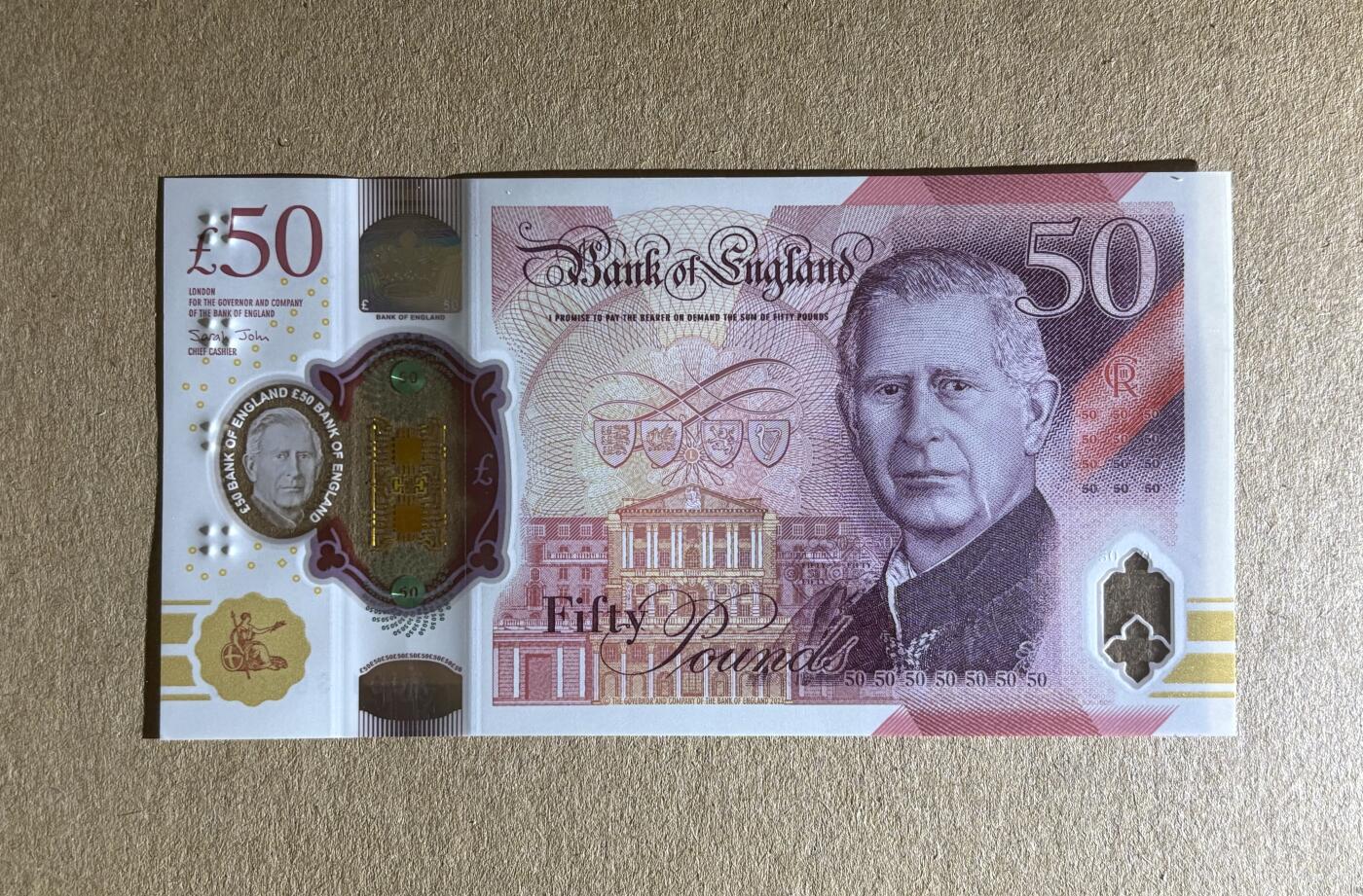 【丑猫1012】周日晚6点半 英国查50unc(首发AJ01352680)