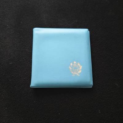 【全场包邮】纯粹捡漏拍466场 - 匈牙利1983年100福林画家贝拉·佐贝尔精制纪念币-原盒塑卡碎裂