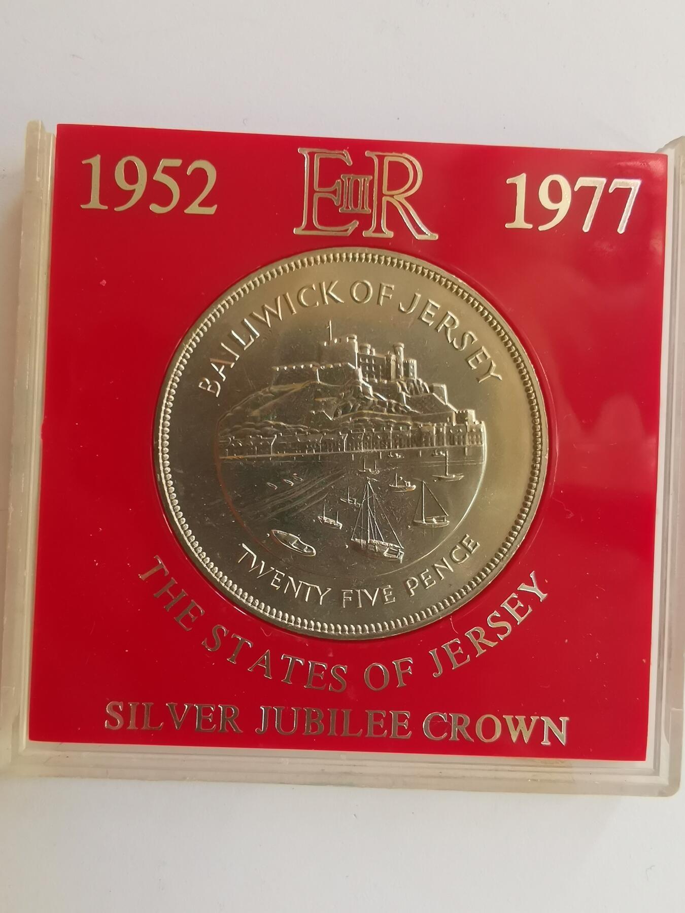 巨藏钱币第三期10月7日8点古今中外硬币套装银币 英属泽西岛1977年25便士1克朗型大镍币