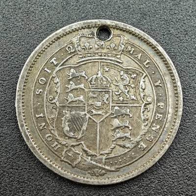 【淘币小摊】限时拍第七百五十九拍  国庆10连拍 小银币场 外出13号发货 满百包邮可预留两周  周一统一发货  - 英国1816年乔治三世1先令银币有孔