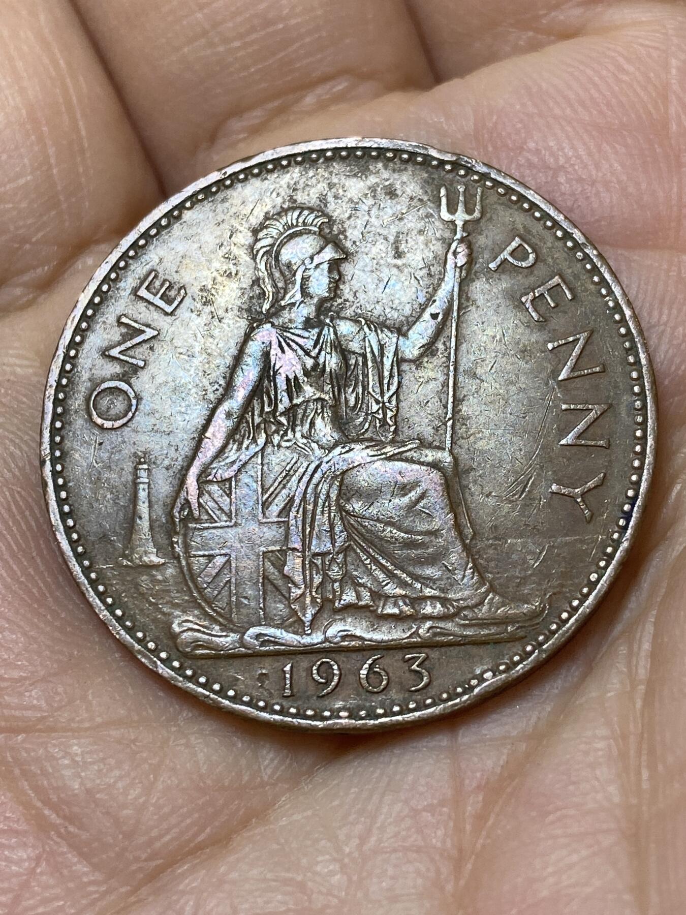 2025年第一百零五场(总第一百三十一场）外国好品散币(免佣金) 英国🇬🇧1963年1便士(伊丽莎白二世青年桂冠，第二版)