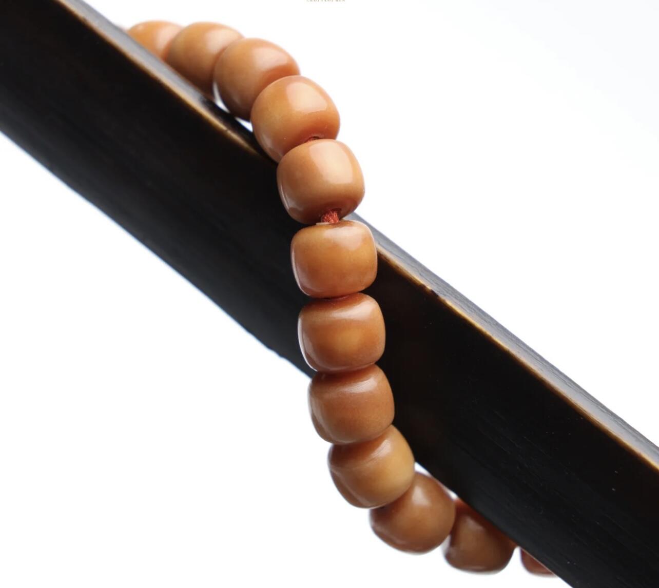 零元拍：龙脊菩提 老型玉化高油密长串7*6MM