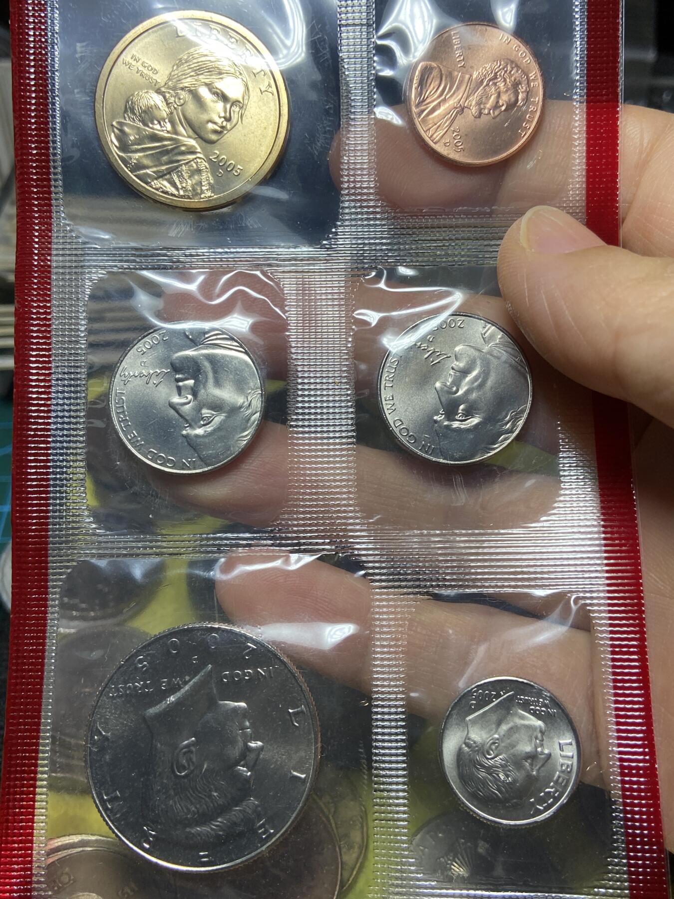 2025年第一百零五场(总第一百三十一场）外国好品散币(免佣金) 全新–美国🇺🇸2005年清年大全套币11枚:(含2005年1/4元纪念币5枚，5分纪念币一枚，1分、5分、1角、1/2元、1元流通币。)