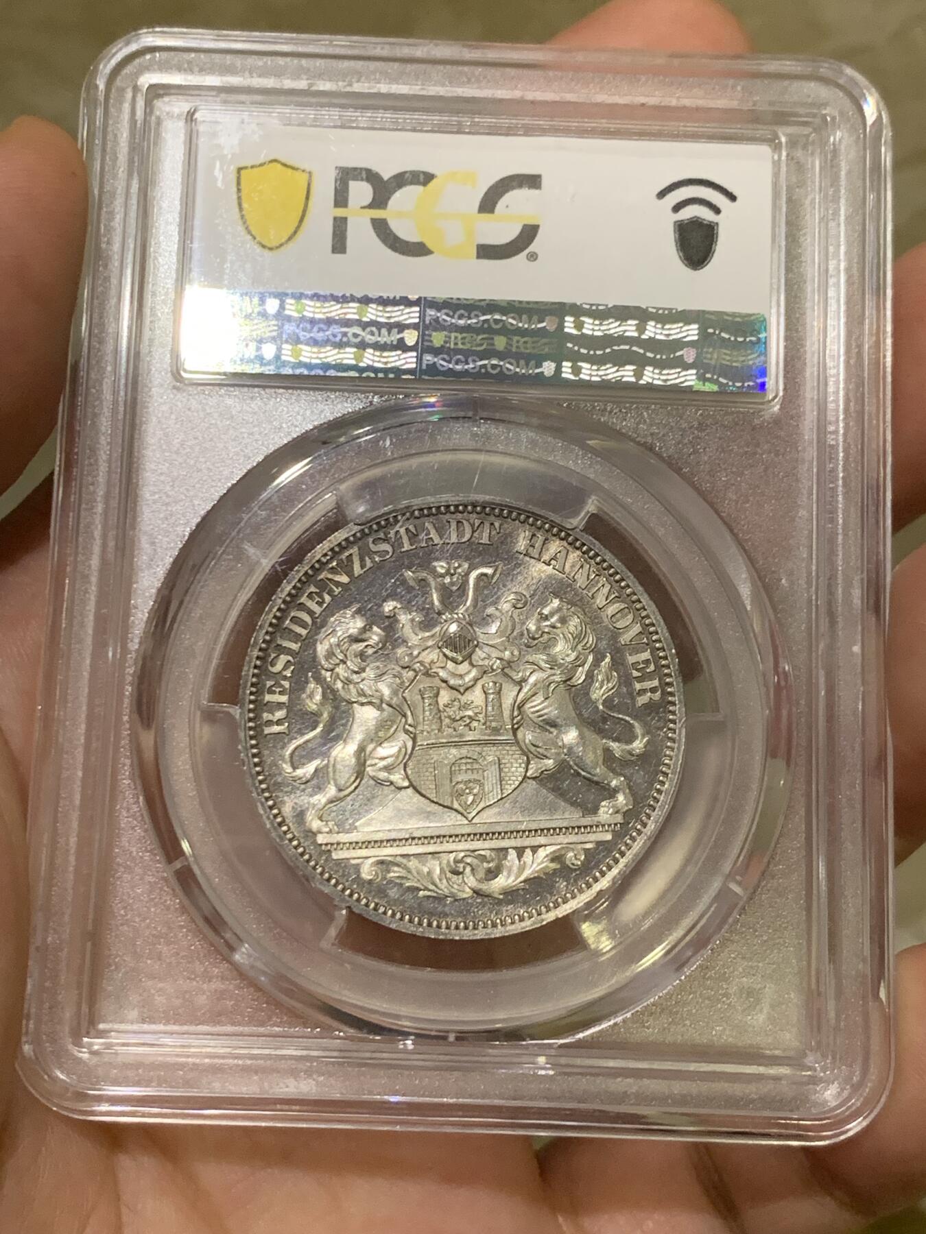 《竞宝斋》第426场 周日，周一  2场连拍 （全场包邮） PCGS MS63 德国1872年汉诺威射击节女神泰勒章型银币 发行仅6317枚 图像精制感十足 镜面底板