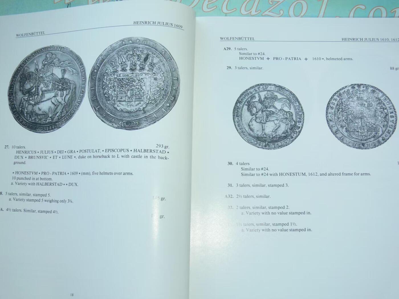 《竞宝斋》第426场 周日，周一  2场连拍 （全场包邮） 未开封 图片找的资料 达文波特大尺寸世界银币目录十六至十九世纪 南美洲书商库存新书带塑封 克劳斯出版社 有ISBN号 绝版稀少 全新更是罕见