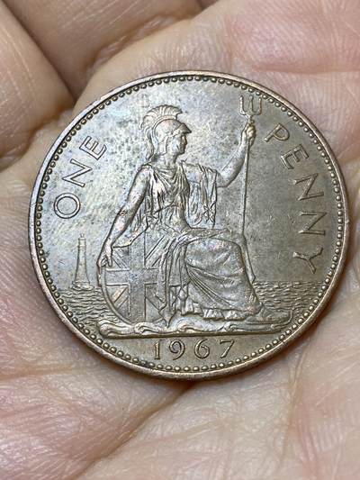 2025年第一百零五场(总第一百三十一场）外国好品散币(免佣金) - 英国🇬🇧1967年1便士(伊丽莎白二世青年桂冠，第二版，普制币关门年)