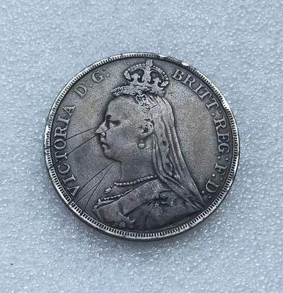 世界钱币专场拍卖 - 1890年英国维多利亚女王高冠马剑1克朗流通银币