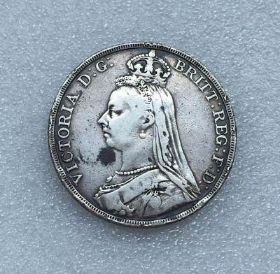 世界钱币专场拍卖 - 1891英国维多利亚女王高冠马剑1克朗流通银币