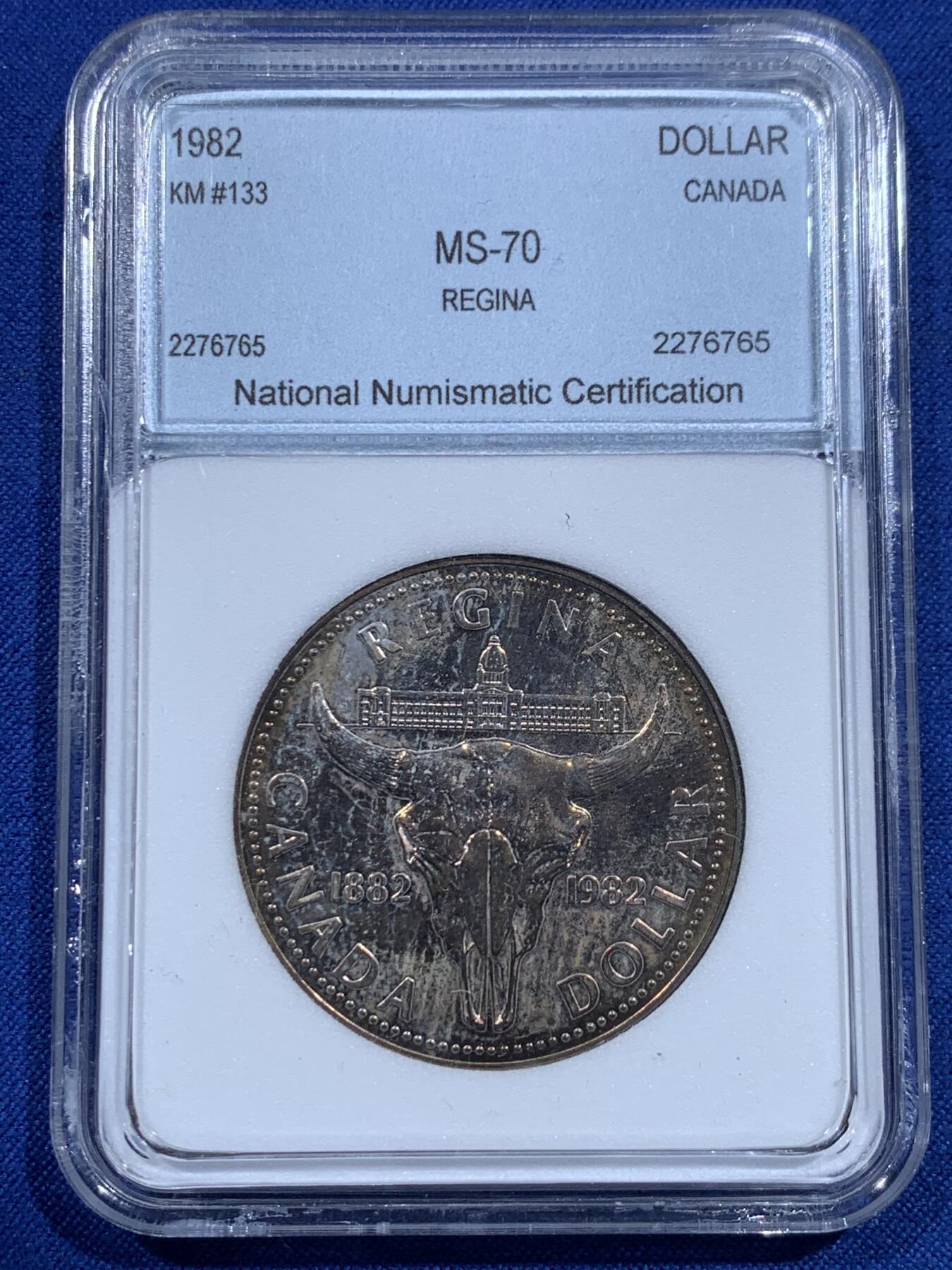《竞宝斋》第426场 周日，周一  2场连拍 （全场包邮） NNC MS70 加拿大1982年公牛纪念银币