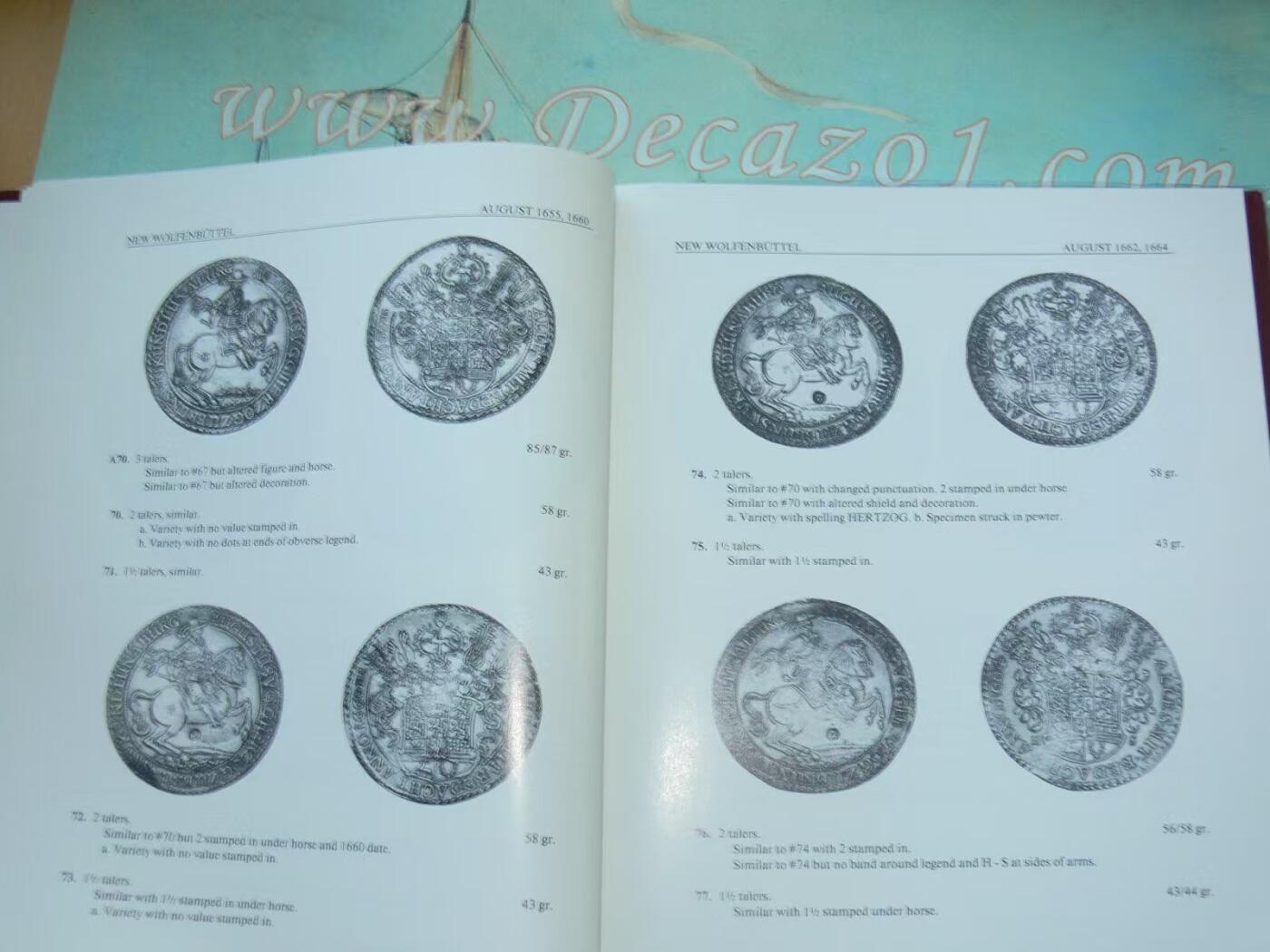 《竞宝斋》第426场 周日，周一  2场连拍 （全场包邮） 未开封 图片找的资料 达文波特大尺寸世界银币目录十六至十九世纪 南美洲书商库存新书带塑封 克劳斯出版社 有ISBN号 绝版稀少 全新更是罕见