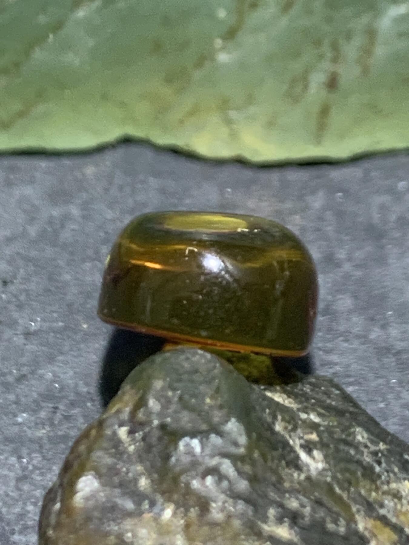 乌克兰花珀通货戒面一个，