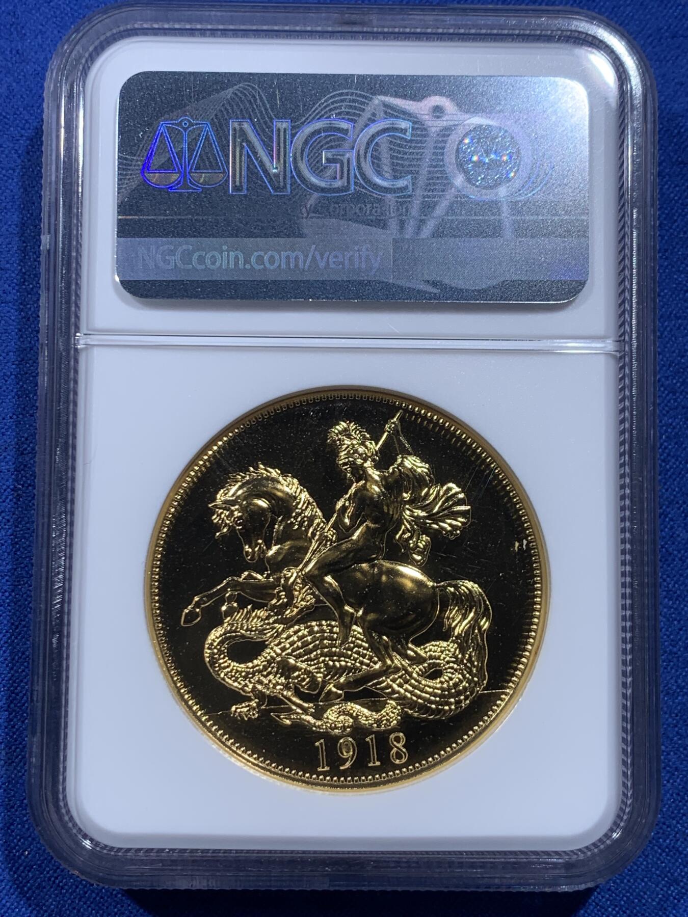《竞宝斋》第426场 周日，周一  2场连拍 （全场包邮） NGC FP68 英国乔治五世屠龙镀金版幻想臆造克朗，加厚盒。