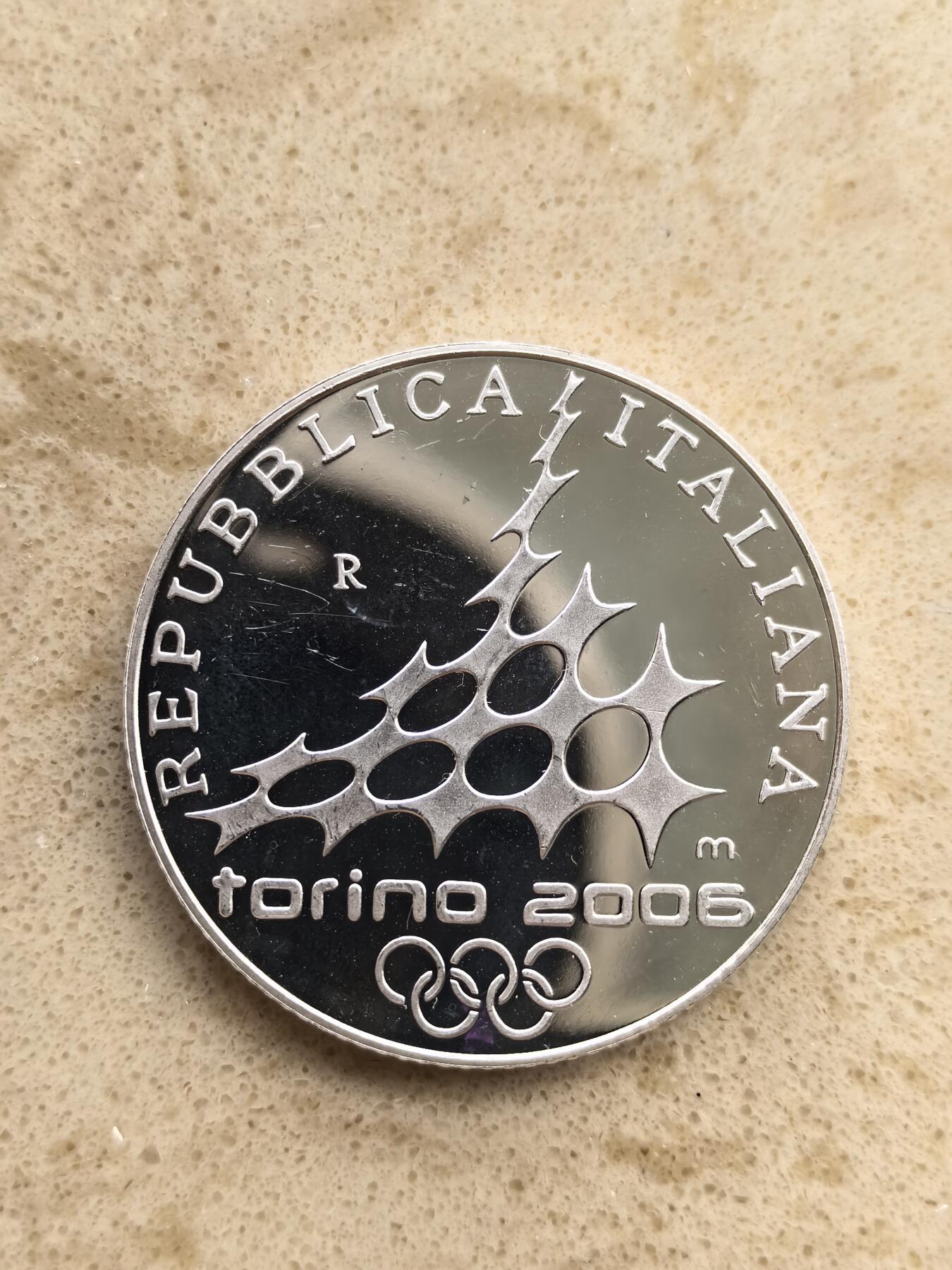 道一币馆币章第一百五十场 意大利2005年06年都灵冬奥会5欧元精制银币-花样滑冰 18g 925S 40000