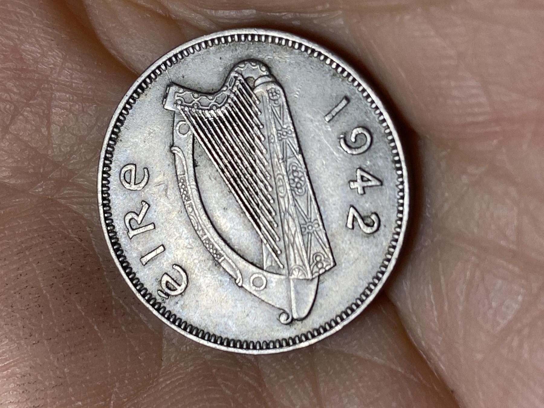 2025年第一百零五场(总第一百三十一场）外国好品散币(免佣金) 爱尔兰🇮🇪1942年6便士(共和国时期第一套第二版)