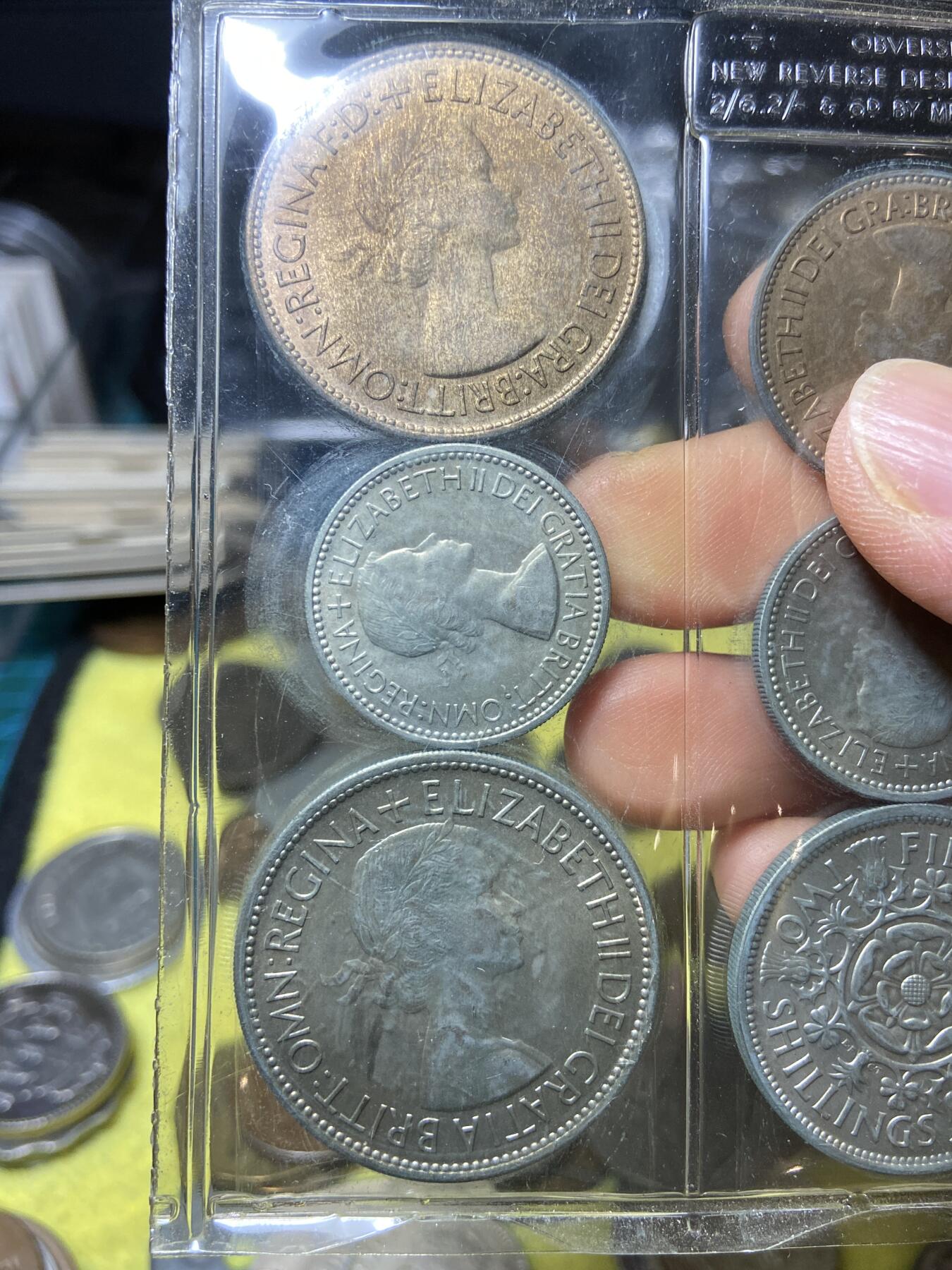 2025年第一百零五场(总第一百三十一场）外国好品散币(免佣金) 原装塑封未流通–英国🇬🇧1953单年份套币9枚:(伊丽莎白二世加冕年，青年桂冠第一版)