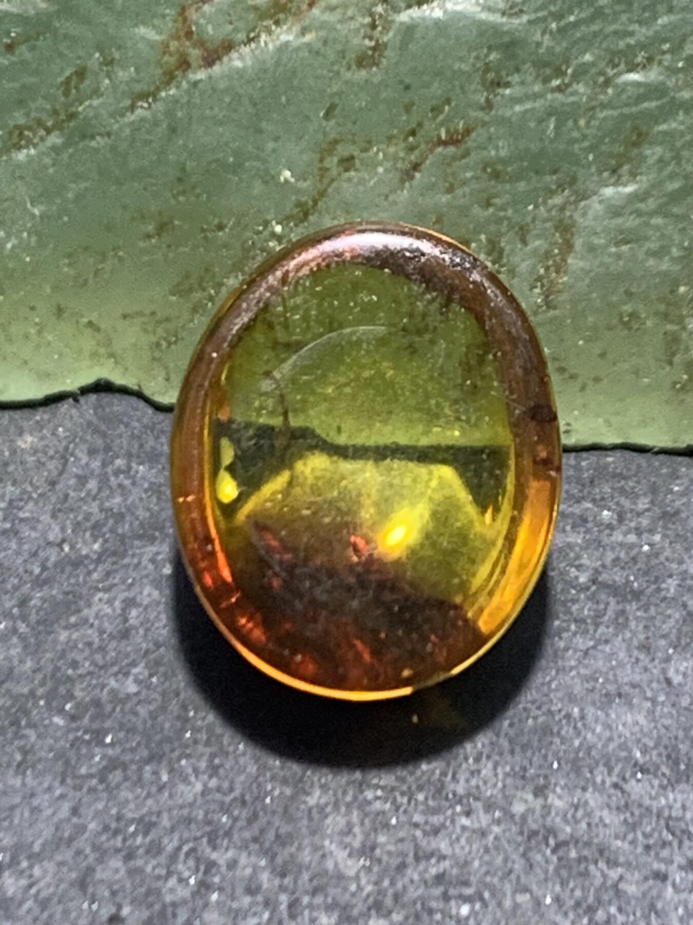 乌克兰花珀通货戒面一个，