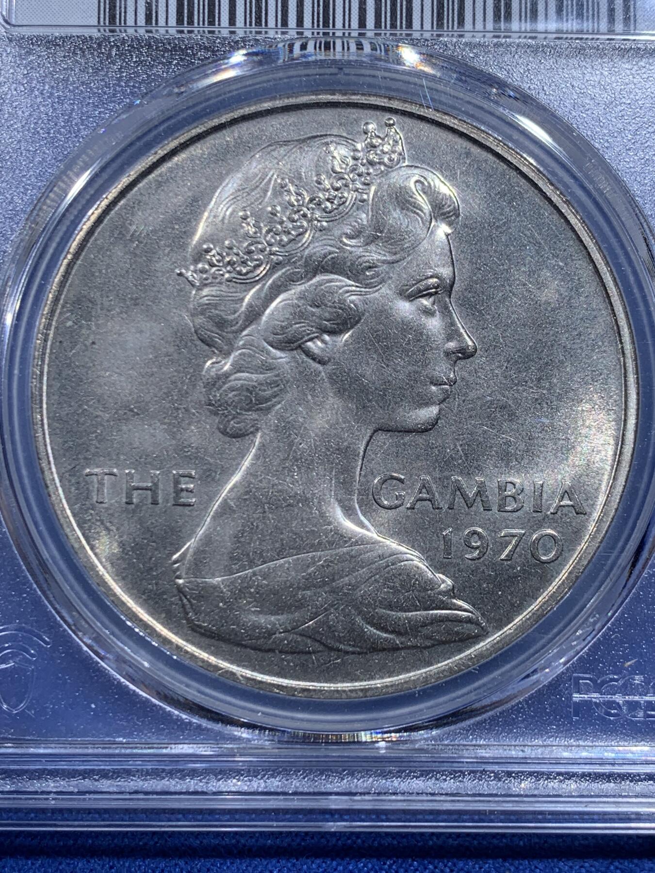 《竞宝斋》第426场 周日，周一  2场连拍 （全场包邮） PCGS MS65 季军分 冈比亚1970伊丽莎白女王8先令河马大镍币，厚重大规格，手感极佳。冈比亚首套流通硬币的最大面值。工艺原因很难出顶级高分。价格还在低位，潜力品种。