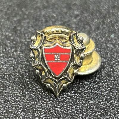 西秦中古拍卖第六十一期 - 日本昭和时代特别精勤会员章 银制有银标 重2.7克