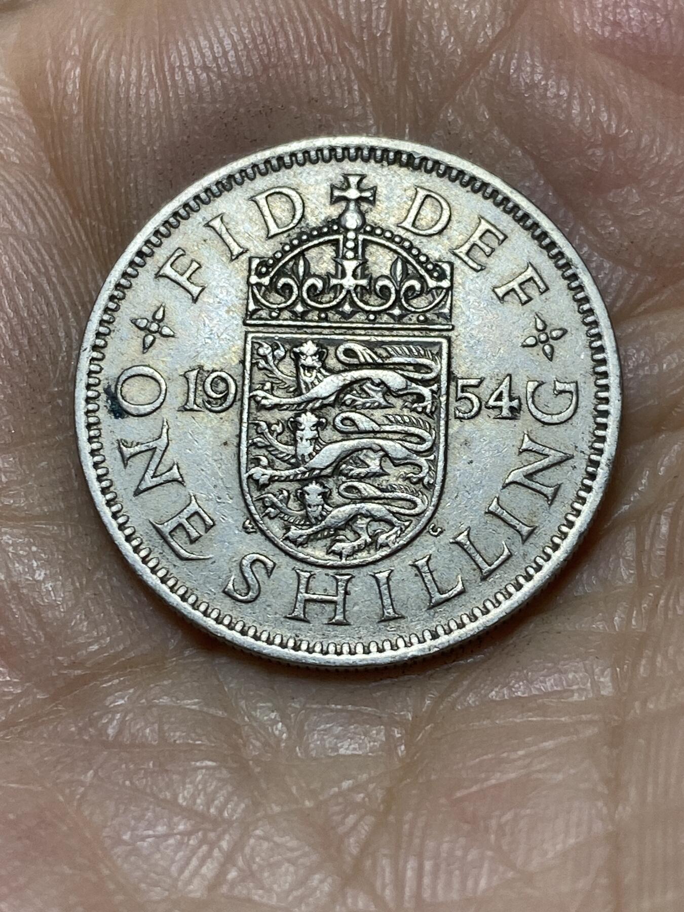 2025年第一百零五场(总第一百三十一场）外国好品散币(免佣金) 英国🇬🇧1954年1先令(伊丽莎白二世青年桂冠，第二版英格兰盾徽版，首发年)
