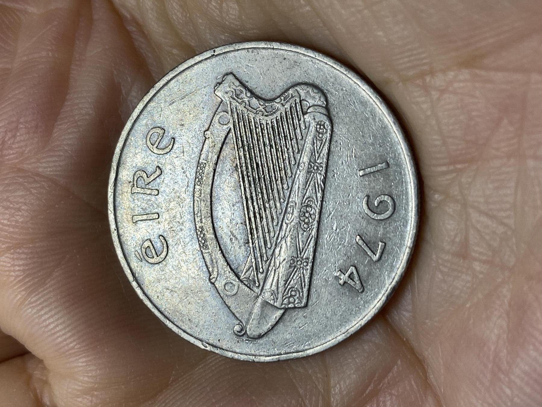 2025年第一百零五场(总第一百三十一场）外国好品散币(免佣金) 爱尔兰🇮🇪1974年10便士(共和国时期第二套第一版)