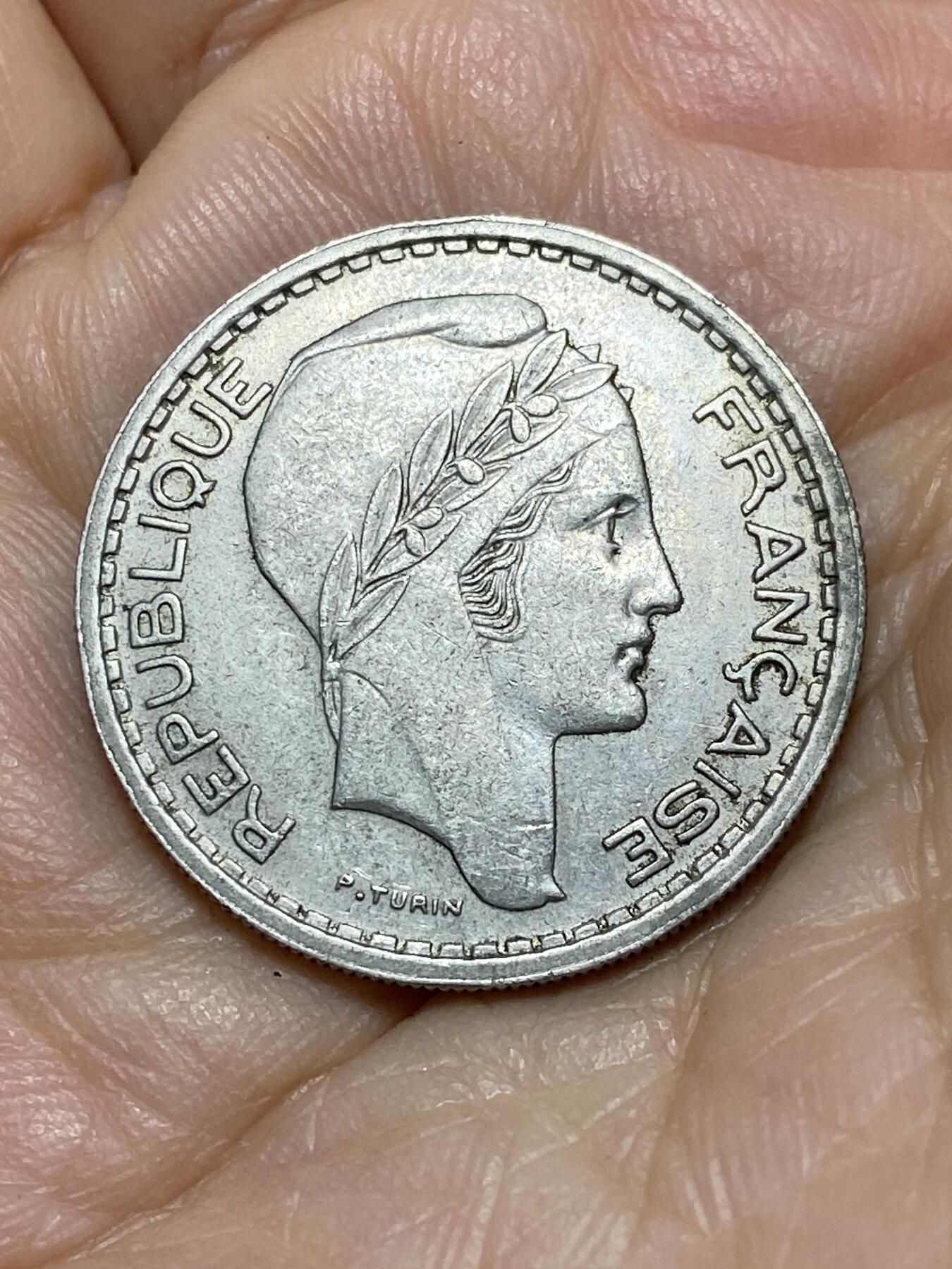 2025年第一百零五场(总第一百三十一场）外国好品散币(免佣金) 法兰西第三共和国1949年10法郎(小头版，关门年)