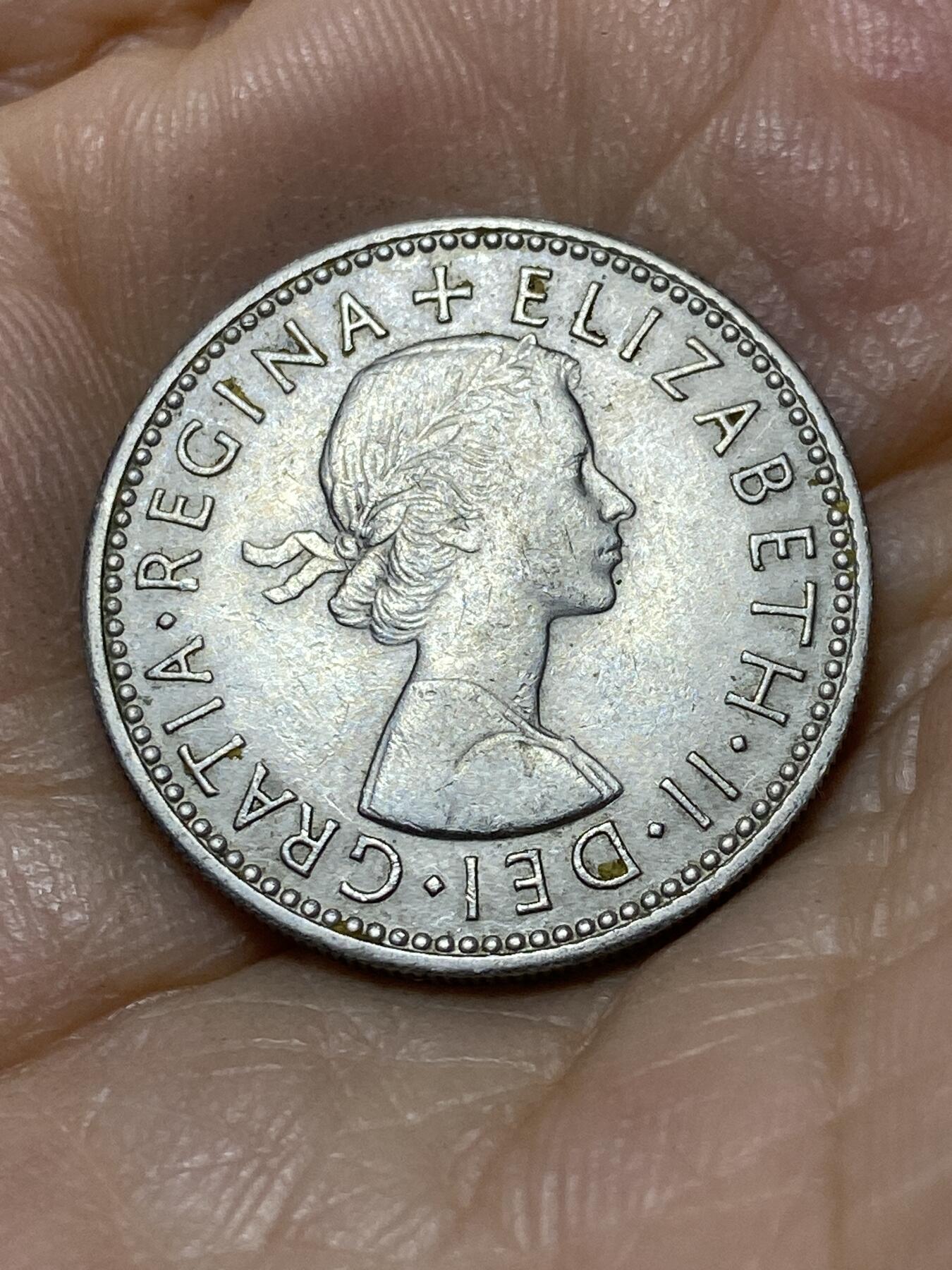 2025年第一百零五场(总第一百三十一场）外国好品散币(免佣金) 英国🇬🇧1964年1先令(伊丽莎白二世青年桂冠，第二版英格兰盾徽版)