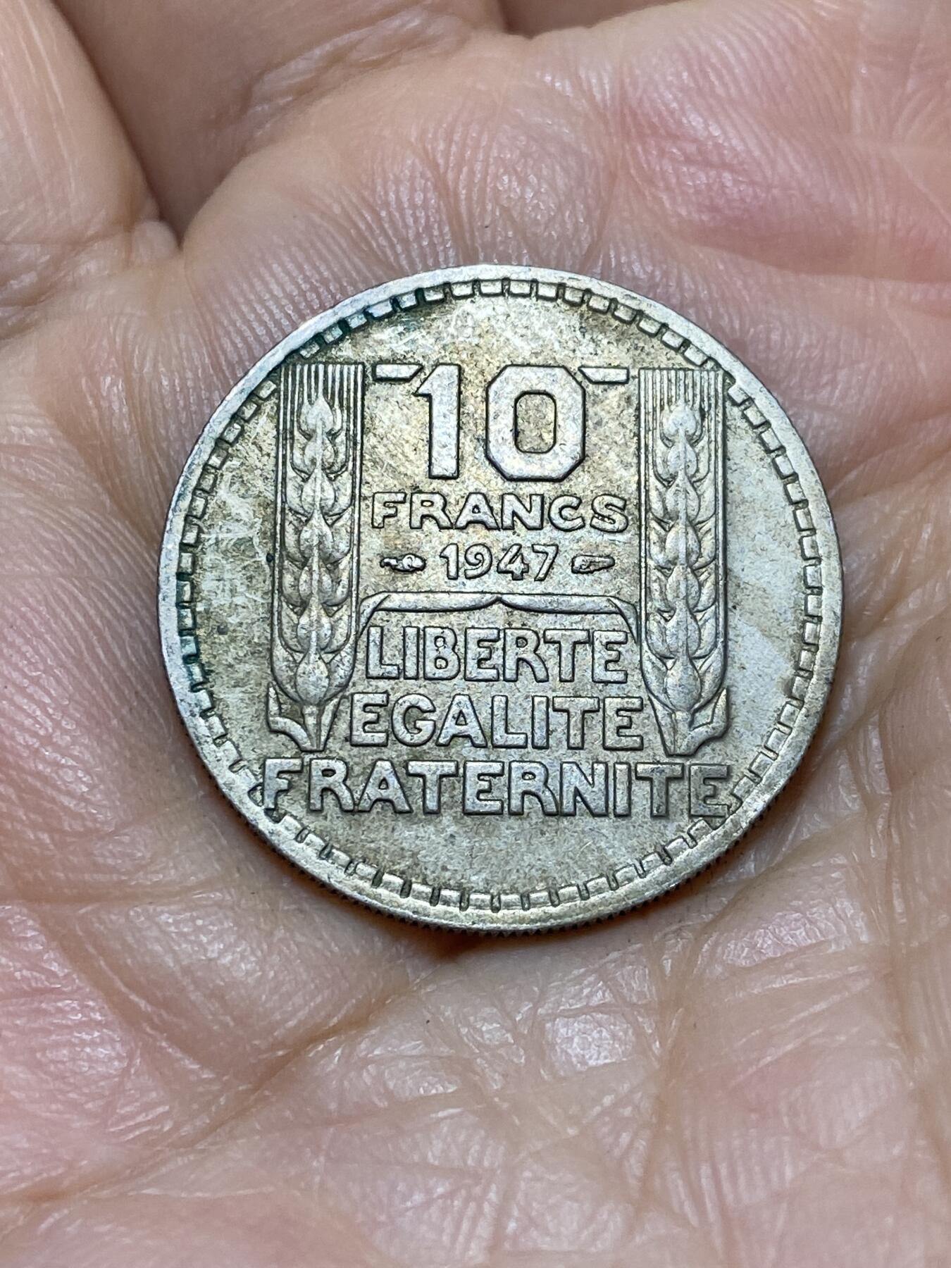 2025年第一百零五场(总第一百三十一场）外国好品散币(免佣金) 法兰西第三共和国1947年10法郎(大头版，关门年)