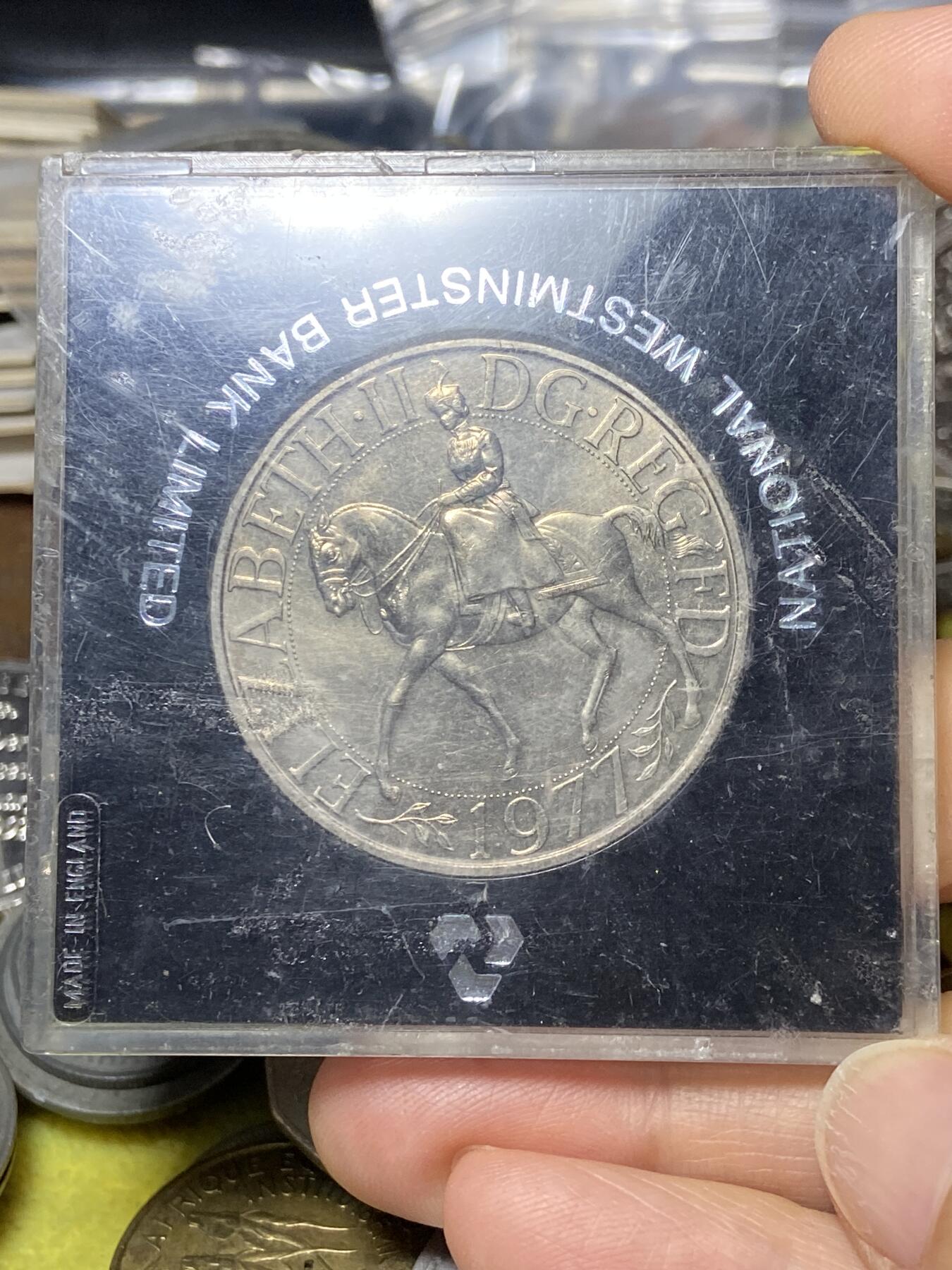 2025年第一百零六场(总第一百三十二场）外国好品散币(免佣金) 英国🇬🇧1977年25便士(伊丽莎白二世登基25周年银禧纪念币)