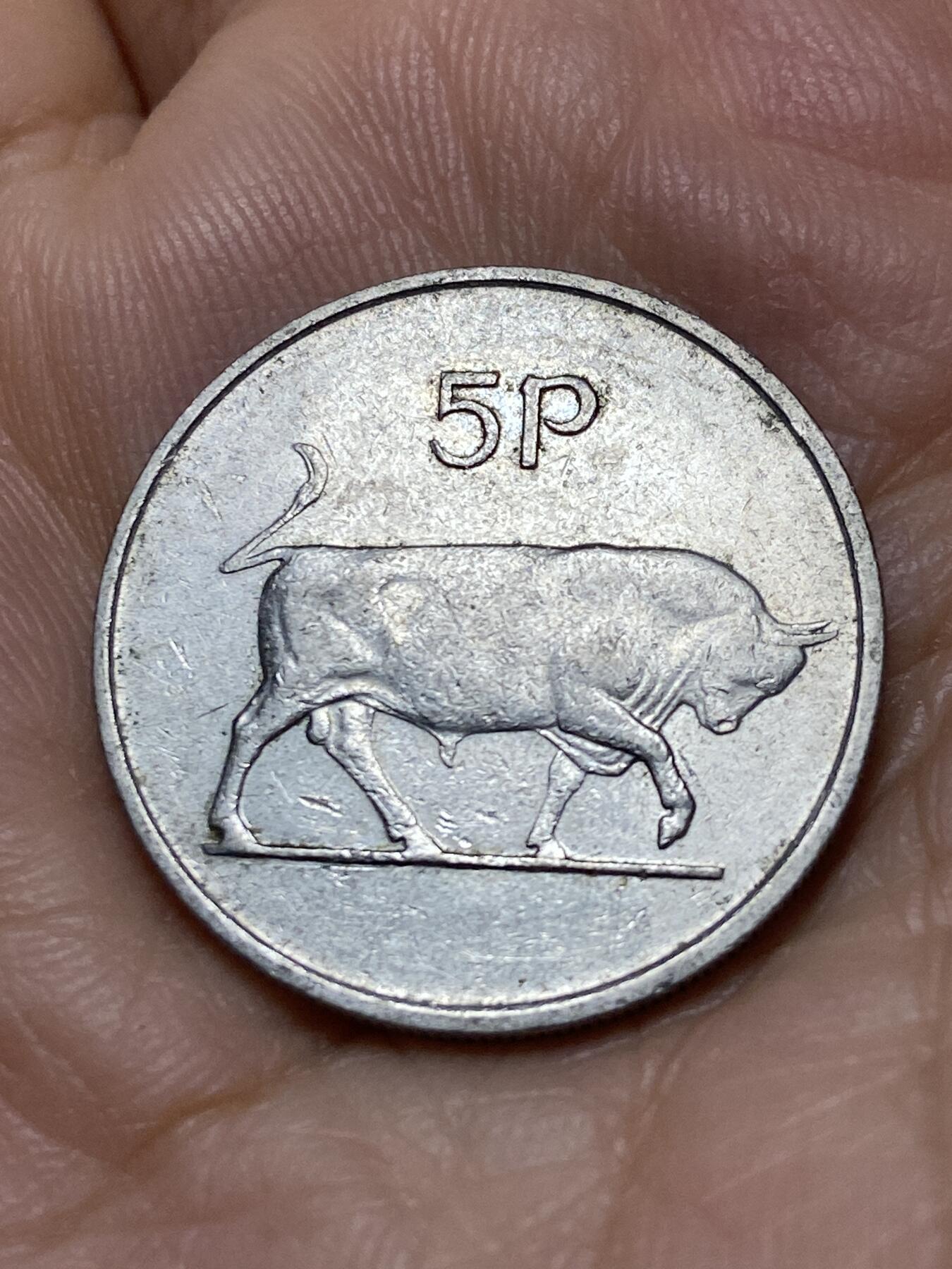 2025年第一百零五场(总第一百三十一场）外国好品散币(免佣金) 爱尔兰🇮🇪1982年5便士(共和国时期第二套第一版)