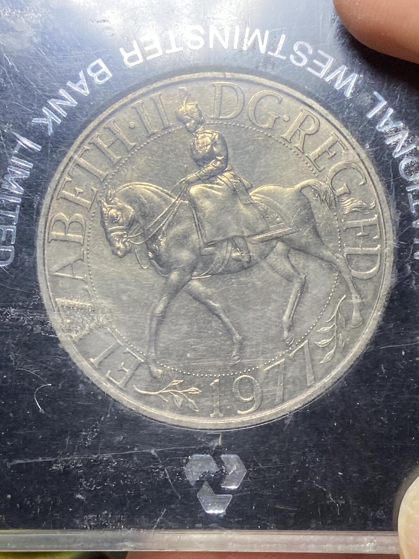 2025年第一百零六场(总第一百三十二场）外国好品散币(免佣金) 英国🇬🇧1977年25便士(伊丽莎白二世登基25周年银禧纪念币)